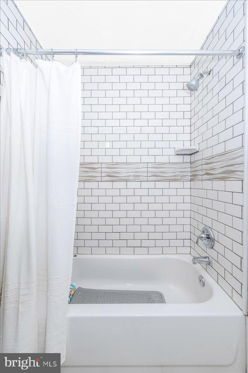 MYERSVILLE - Residential