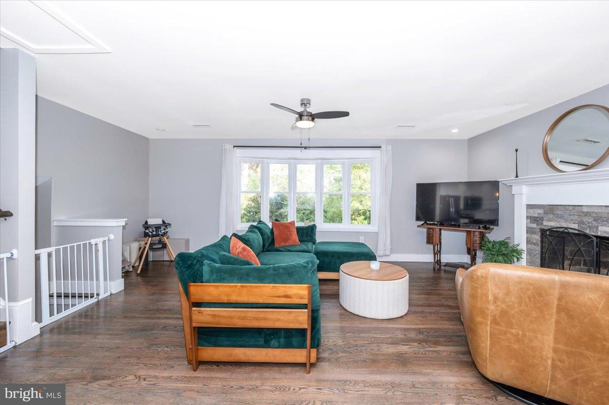 MYERSVILLE - Residential