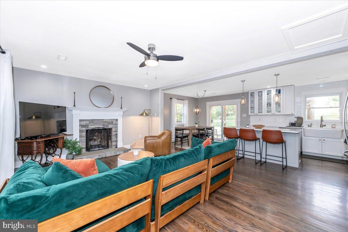 MYERSVILLE - Residential