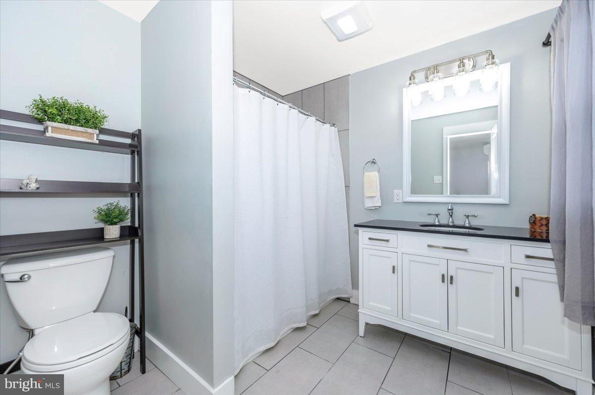 MYERSVILLE - Residential