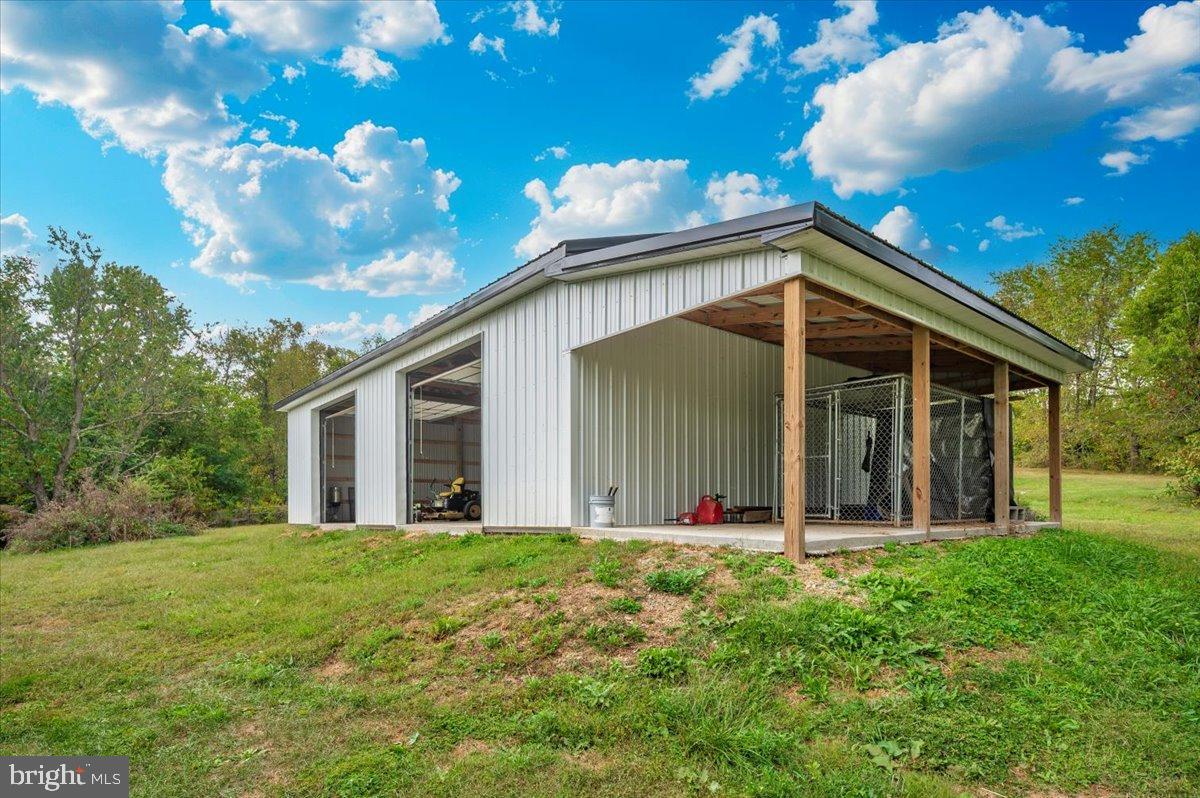 MYERSVILLE - Residential