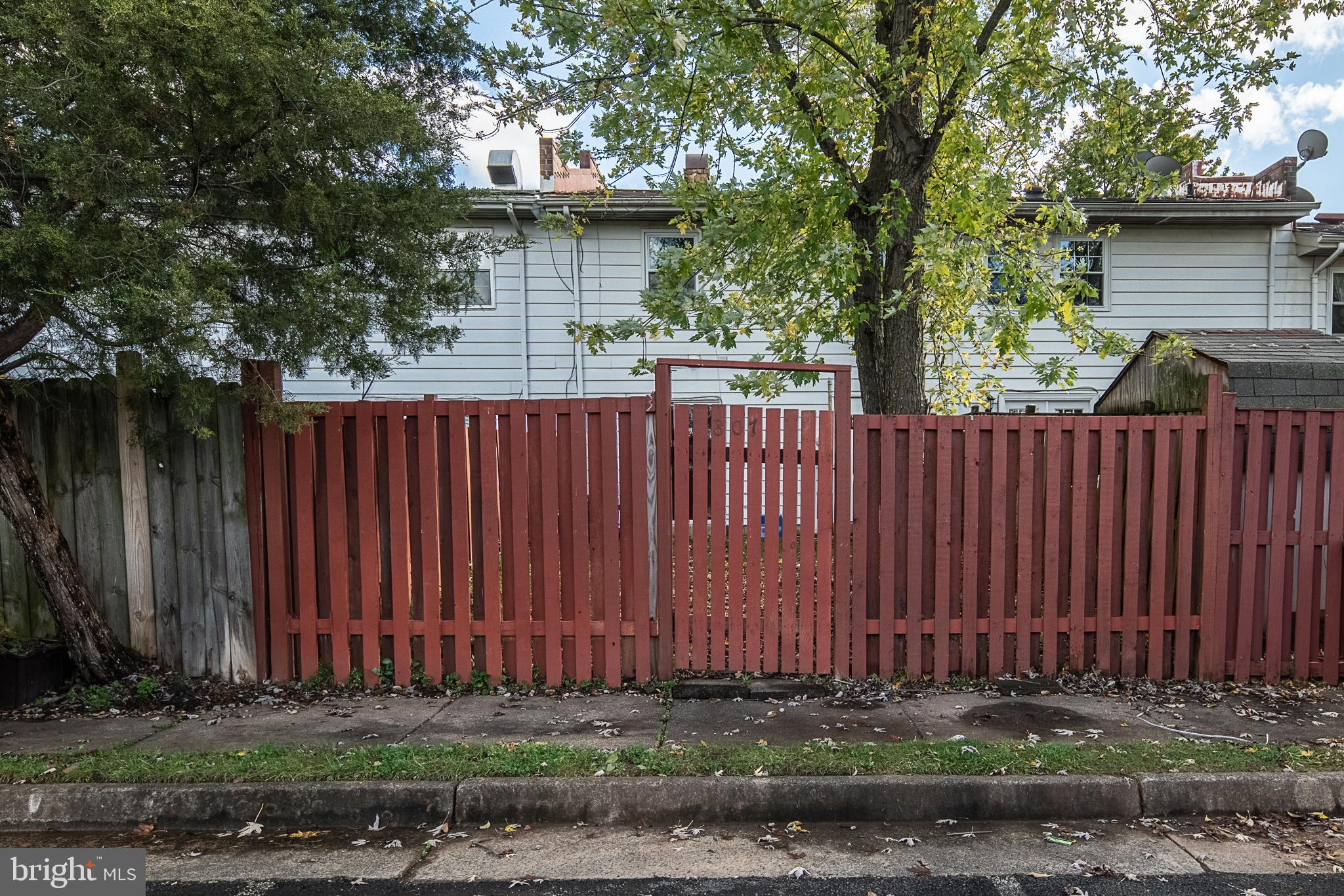 STERLING  PARK - Residential