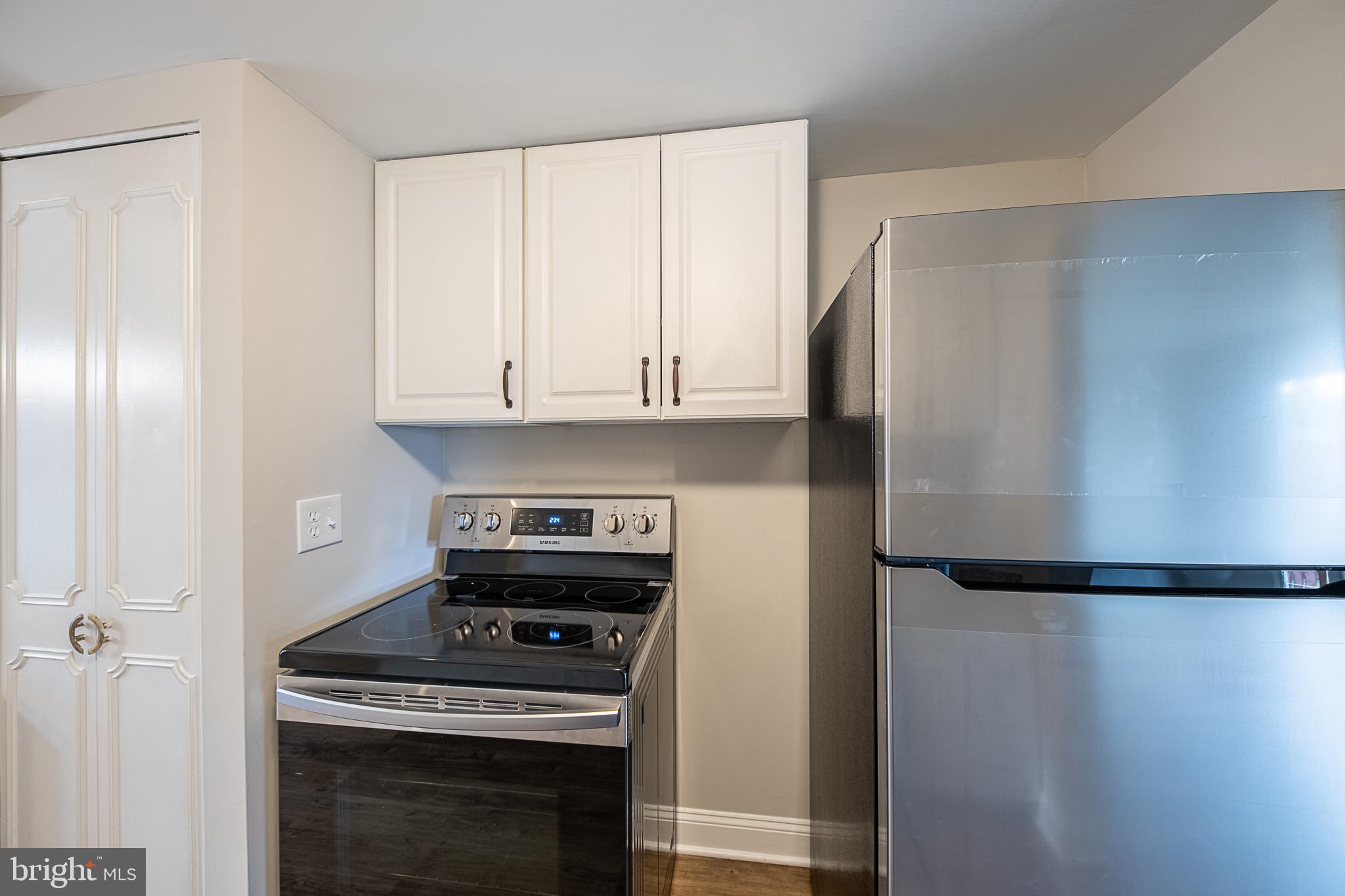 STERLING  PARK - Residential