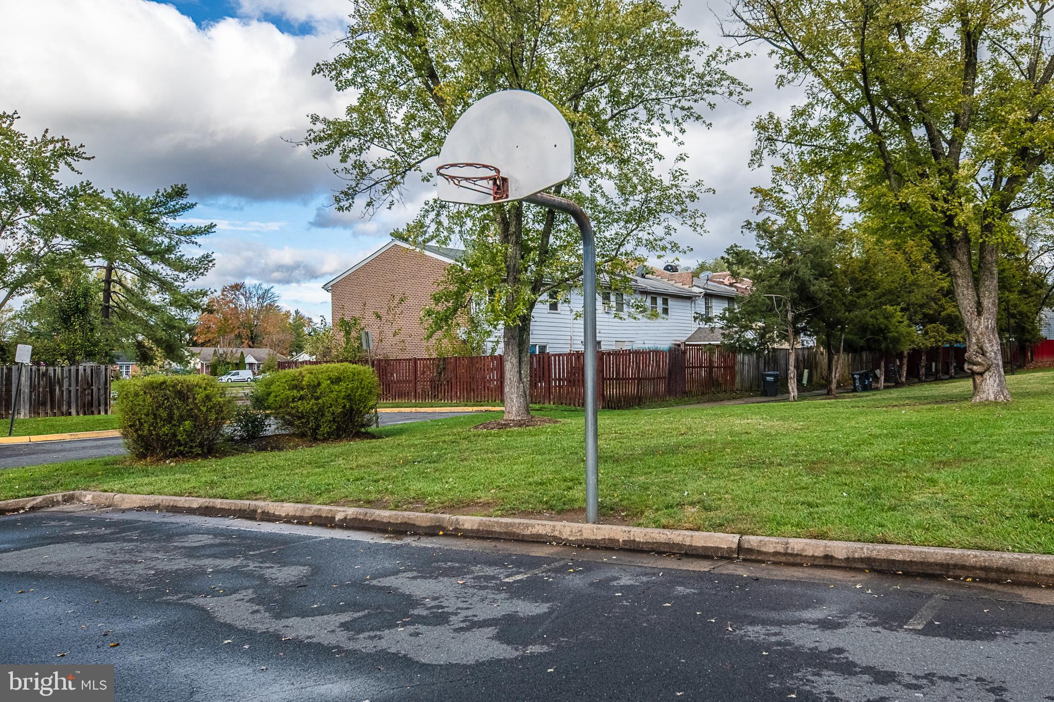 STERLING  PARK - Residential