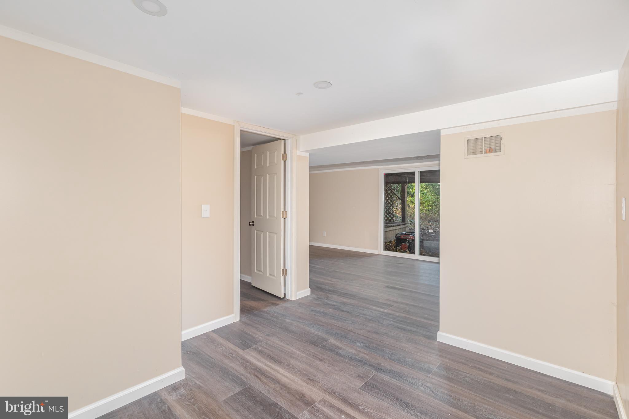 MT ALLEN HEIGHTS - Residential