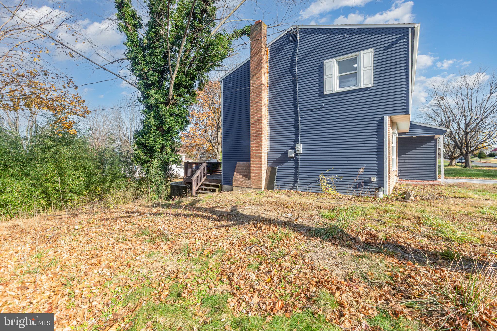 MT ALLEN HEIGHTS - Residential