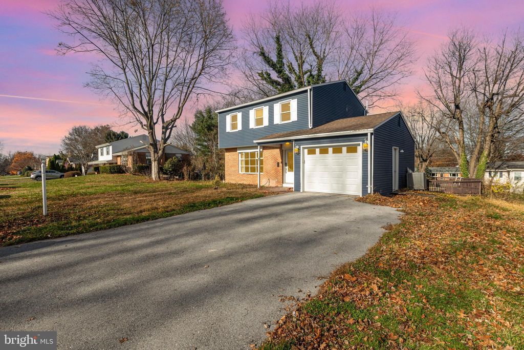 Photo of 14 Big Horn Ave, MECHANICSBURG, PA 17055 (MLS # PACB2049406)