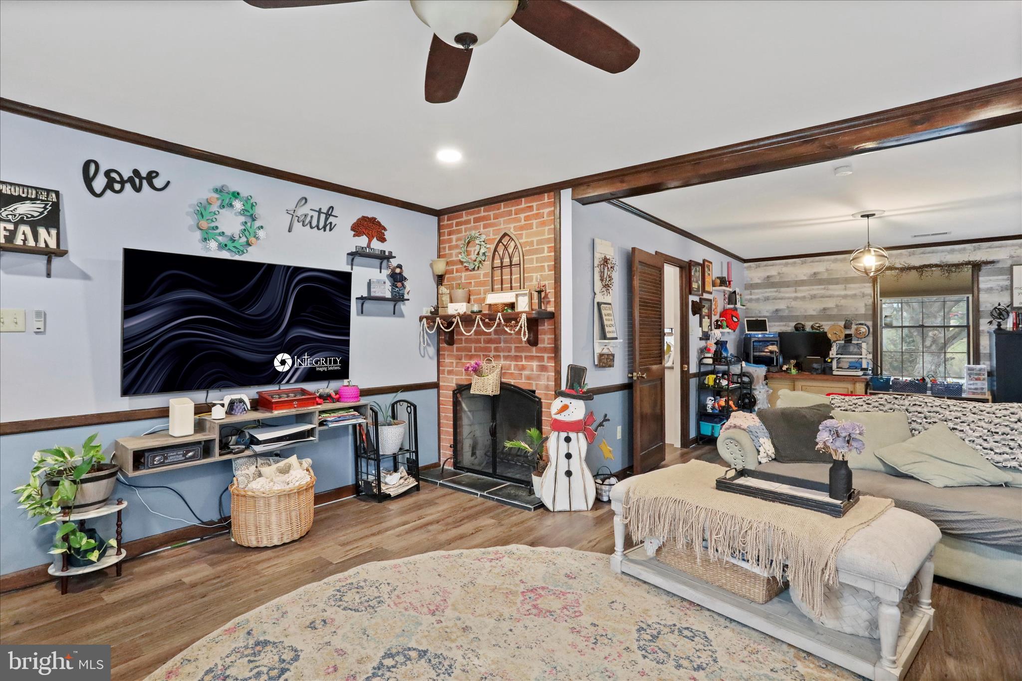 MEADOWBROOK - Residential