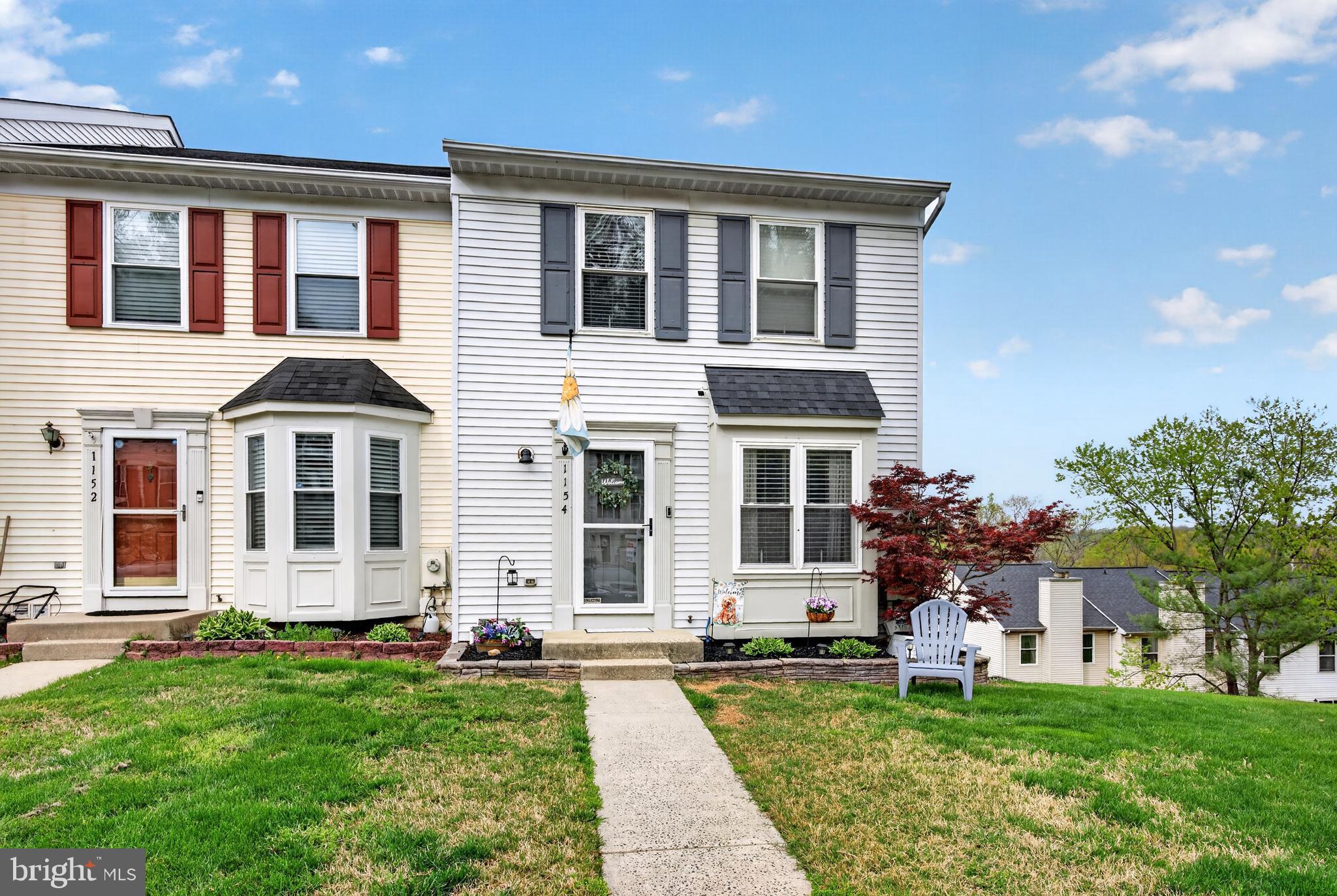 RIVERCHASE - Residential