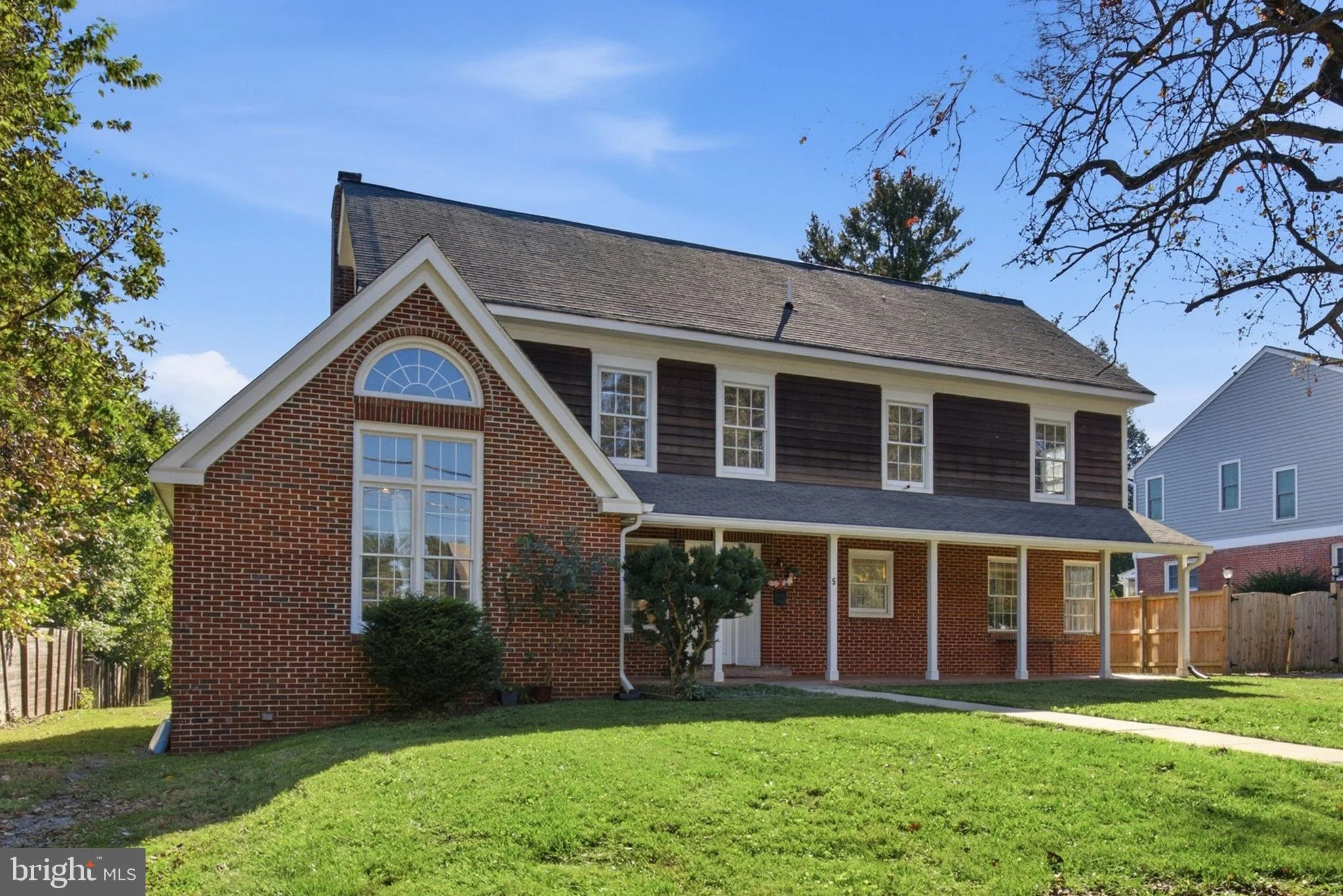 5 Lee Street