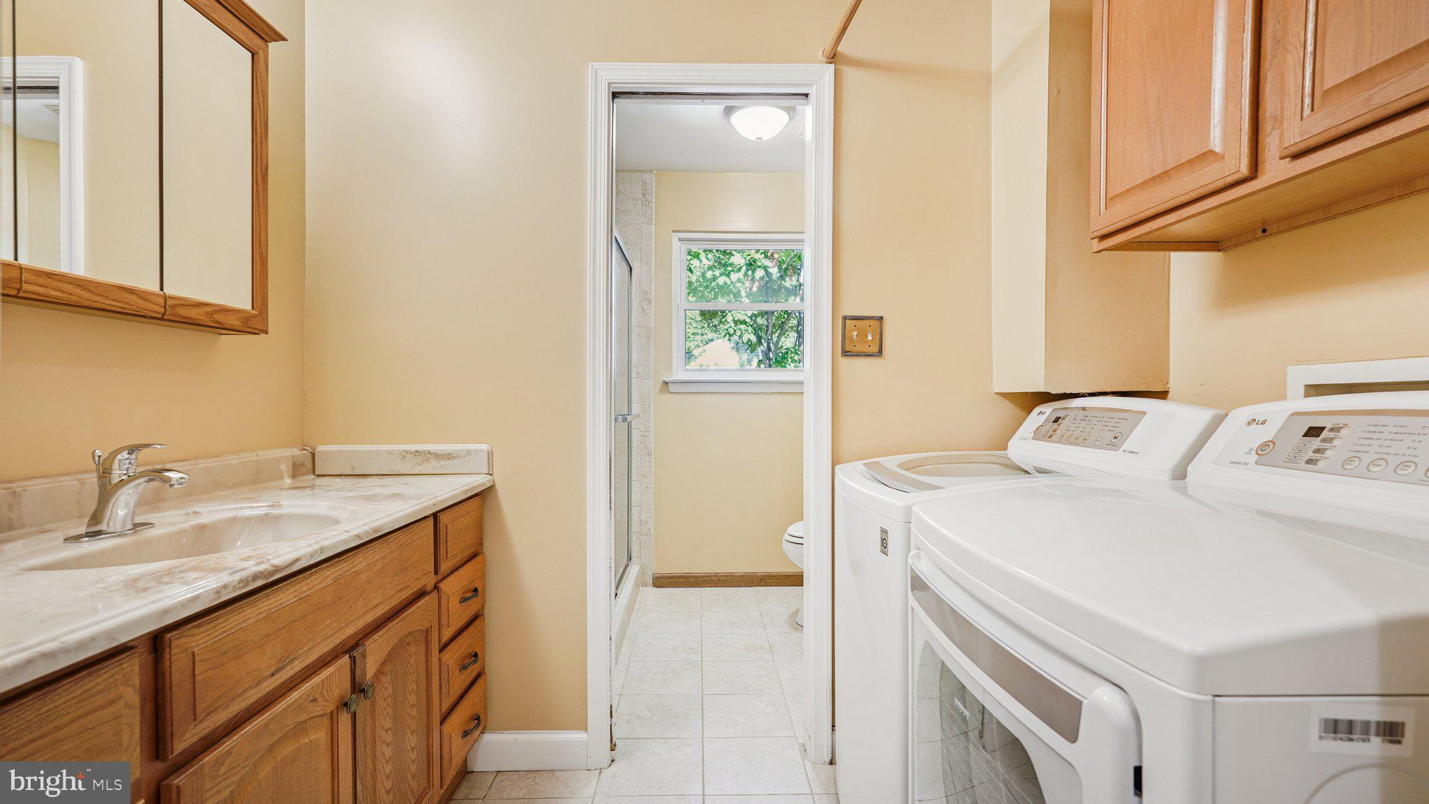 VISTA WOODS - Residential