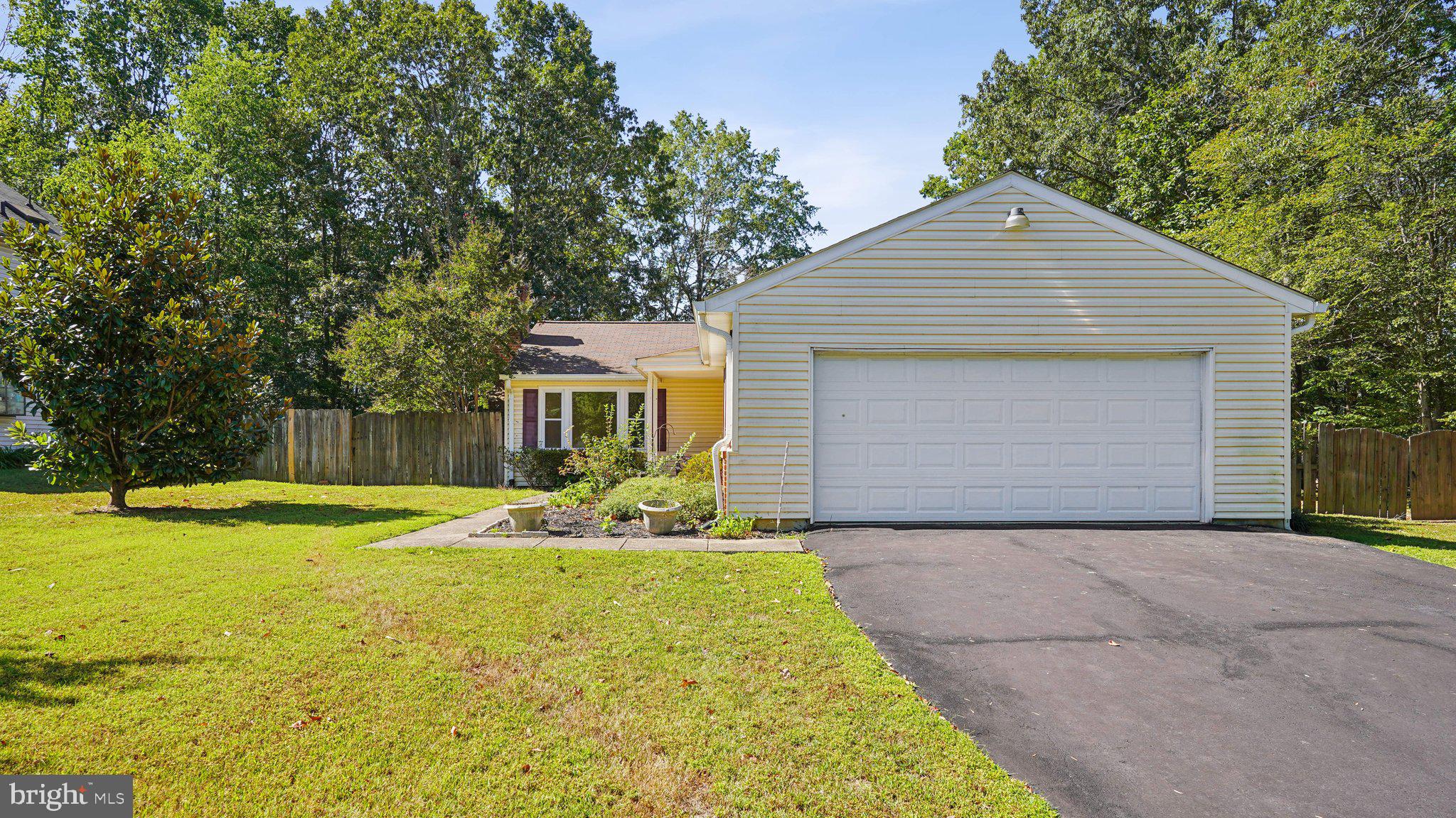 VISTA WOODS - Residential