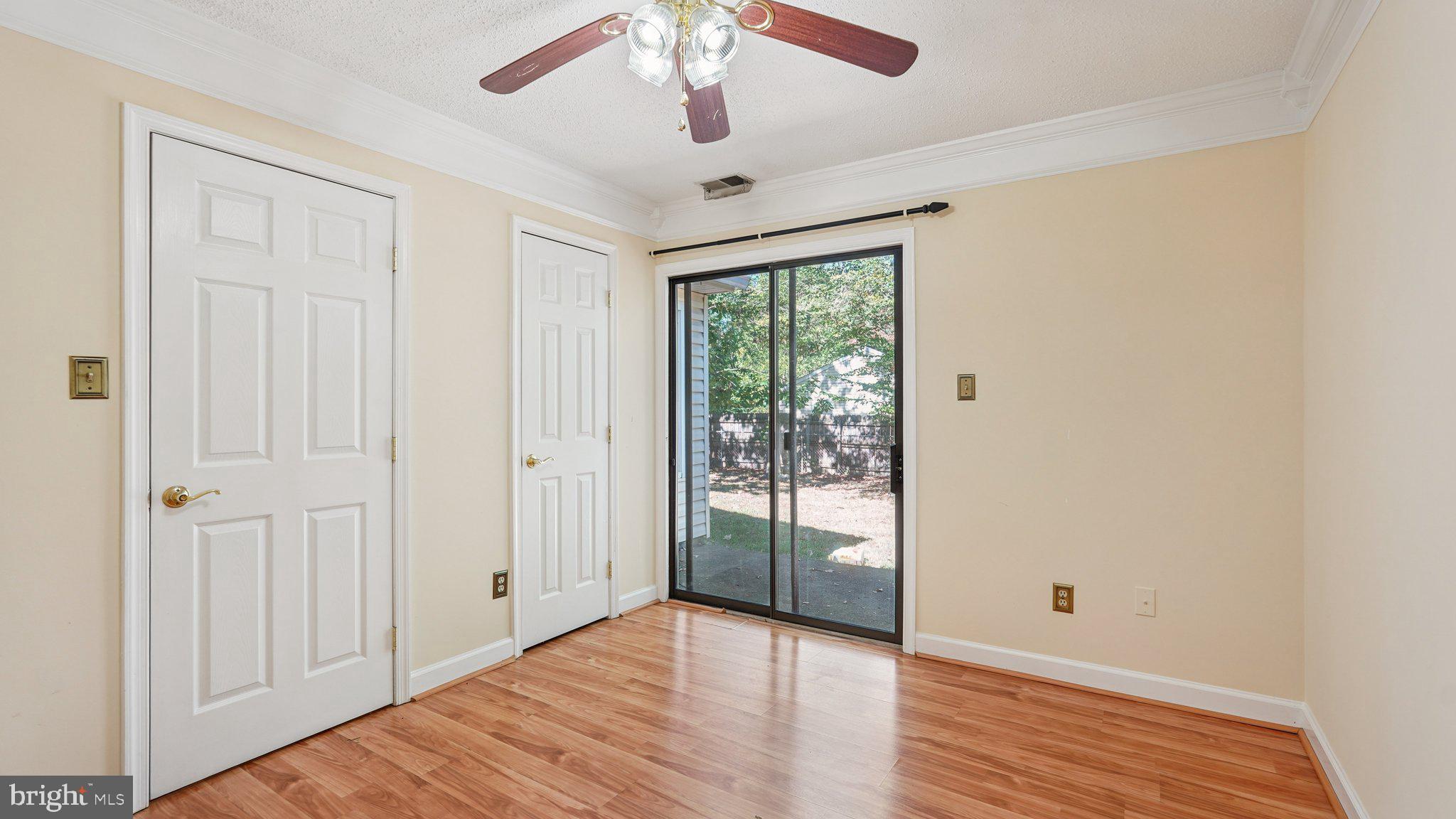 VISTA WOODS - Residential