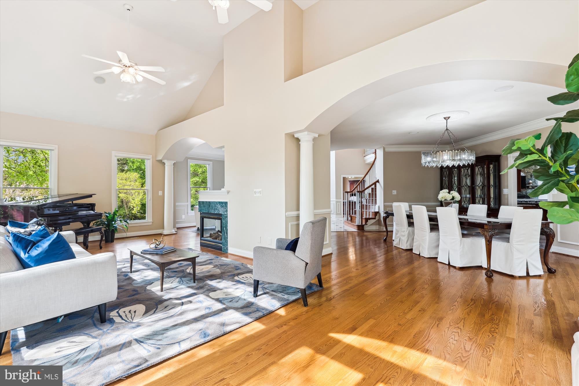 OAKTON CHASE - Residential