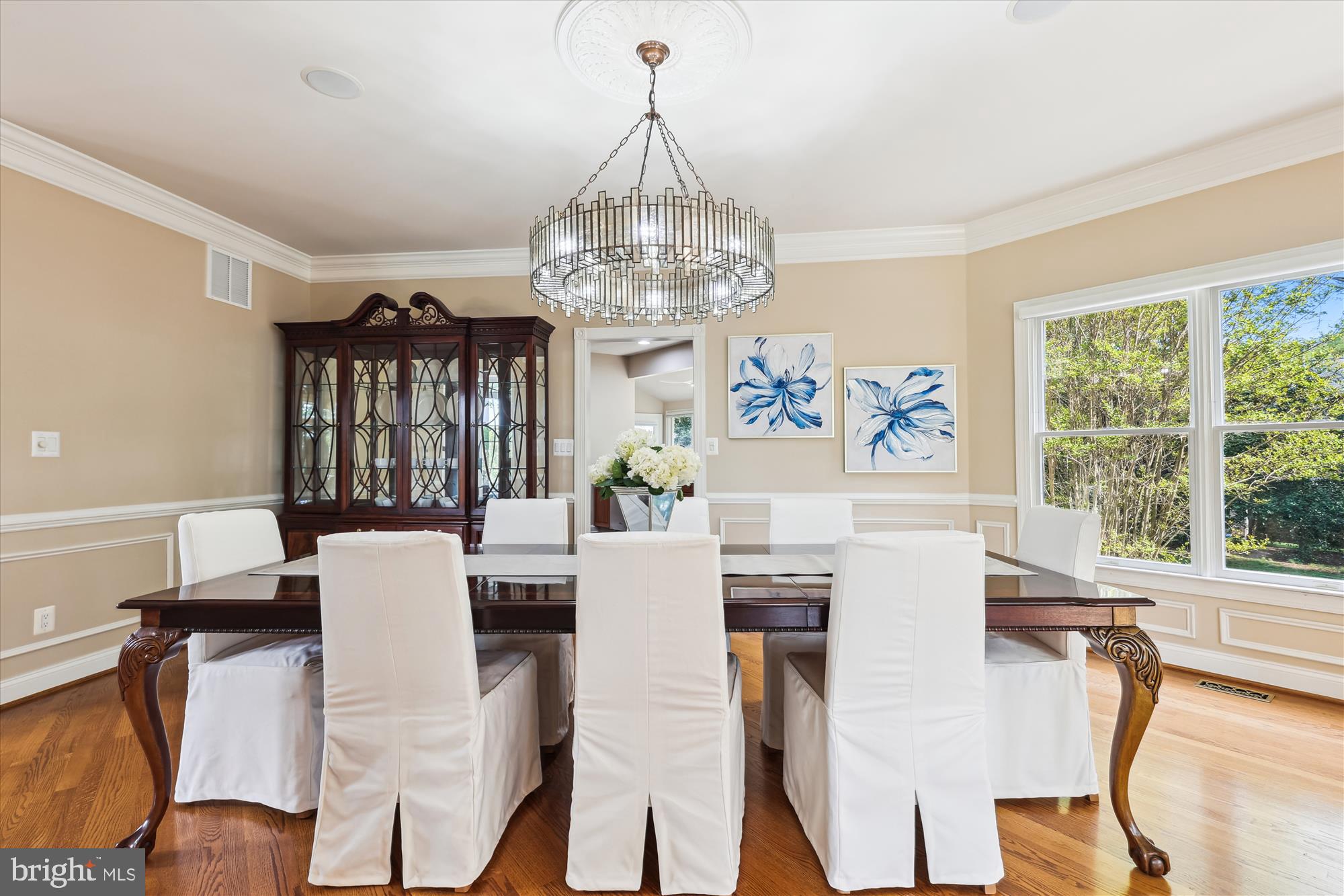 OAKTON CHASE - Residential