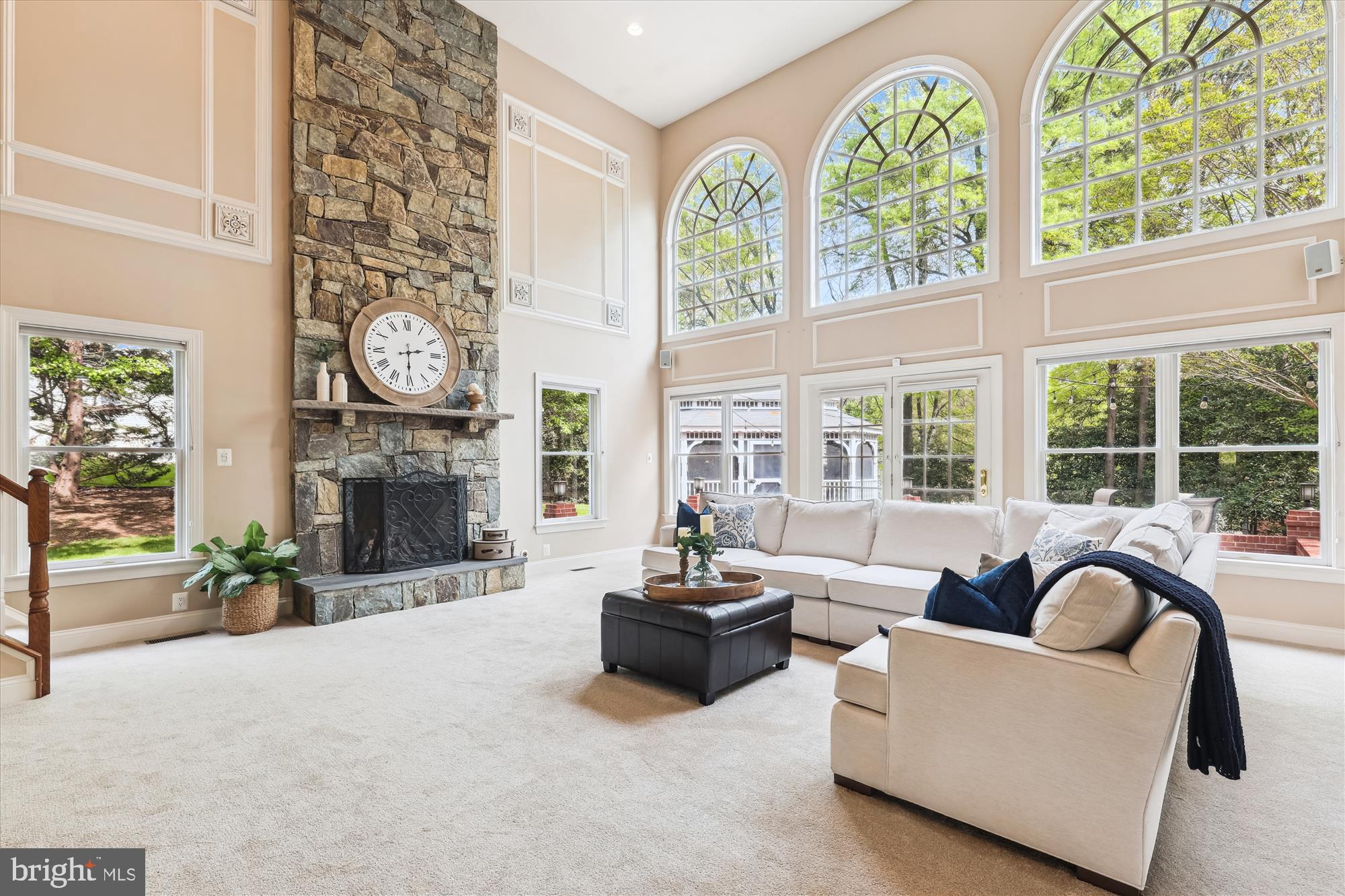 OAKTON CHASE - Residential