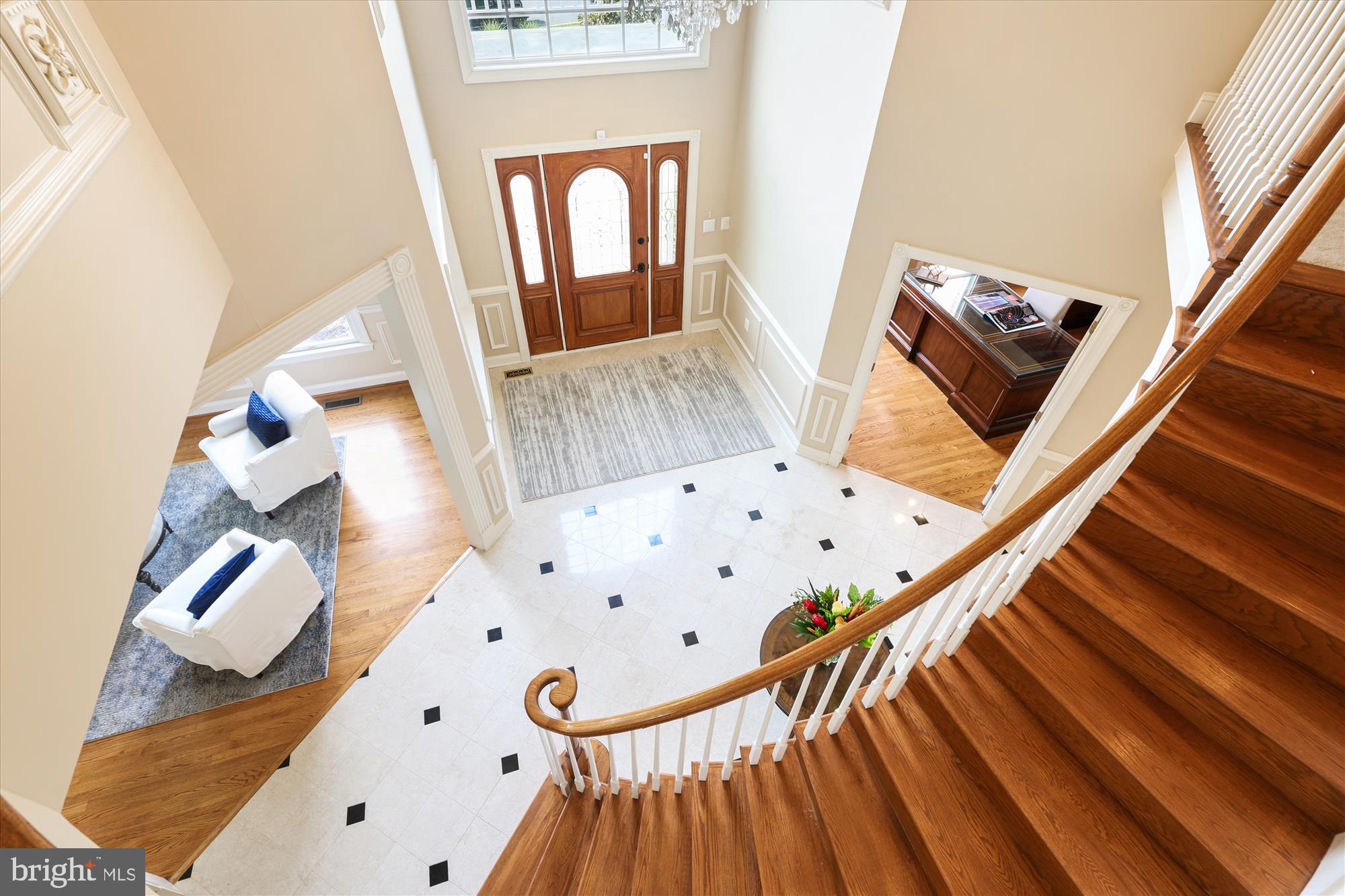 OAKTON CHASE - Residential