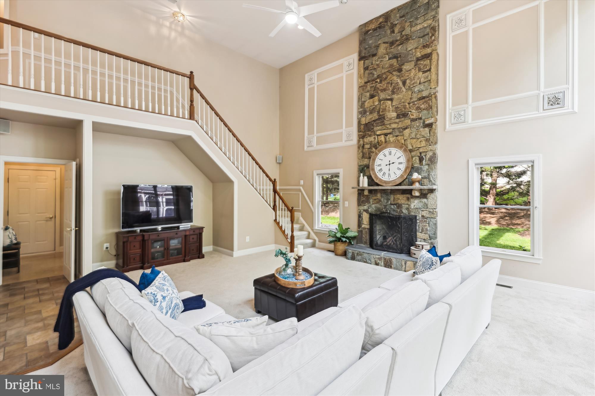 OAKTON CHASE - Residential