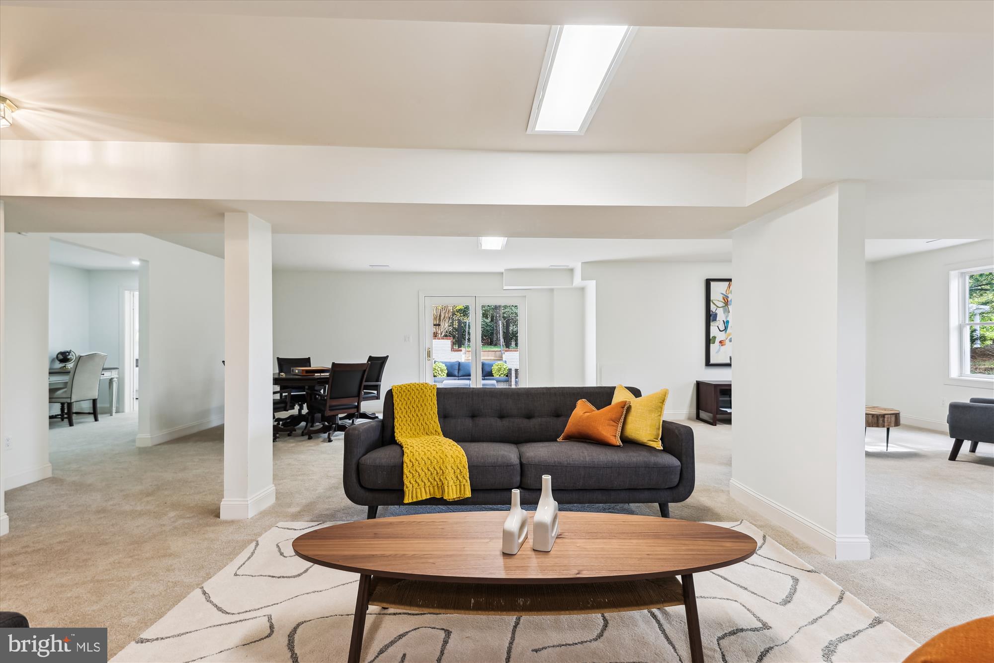 OAKTON CHASE - Residential