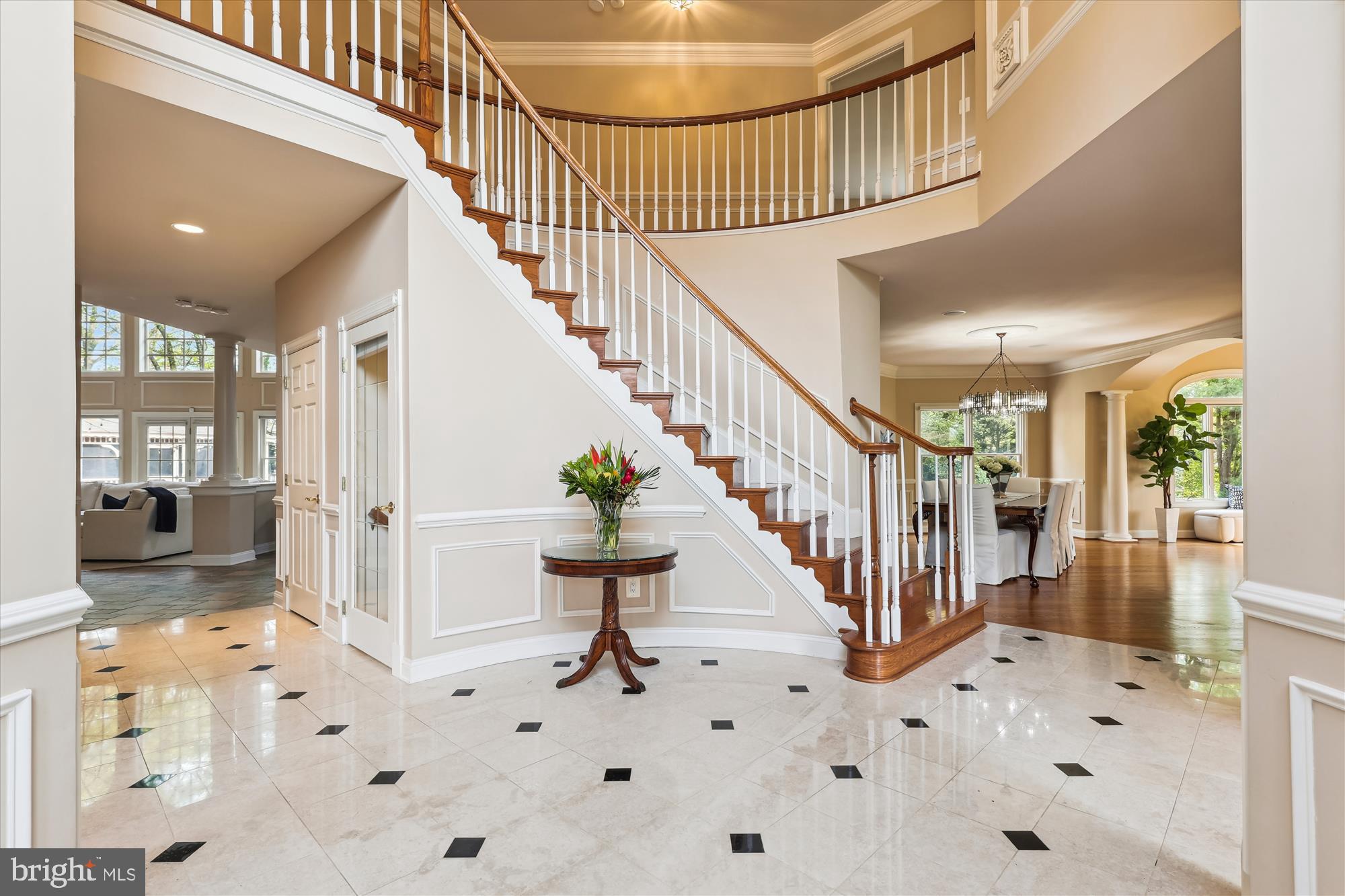 OAKTON CHASE - Residential