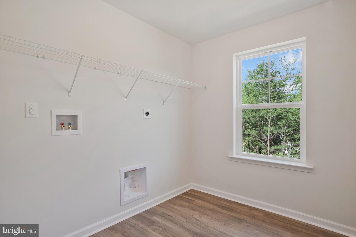 RUE WOODS - Residential