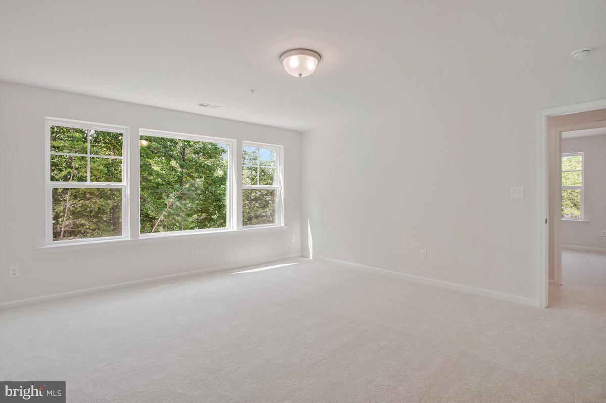 RUE WOODS - Residential