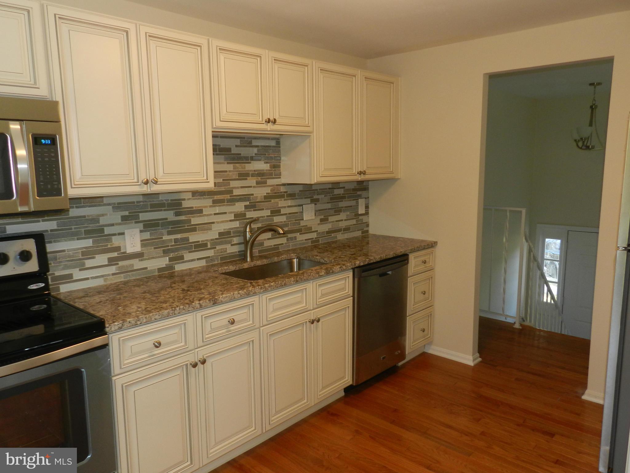 HUNTERS CREEK - Residential