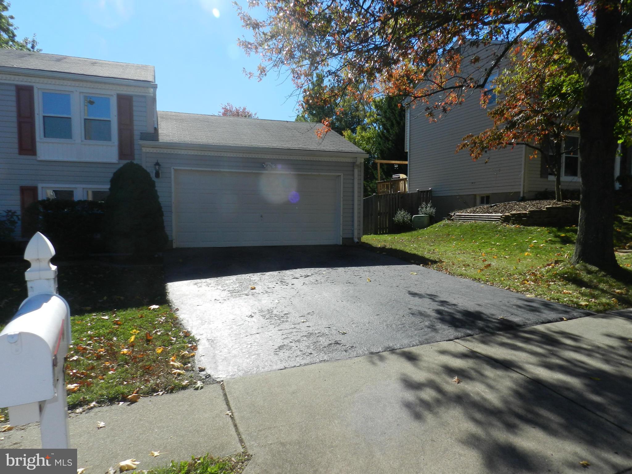 HUNTERS CREEK - Residential