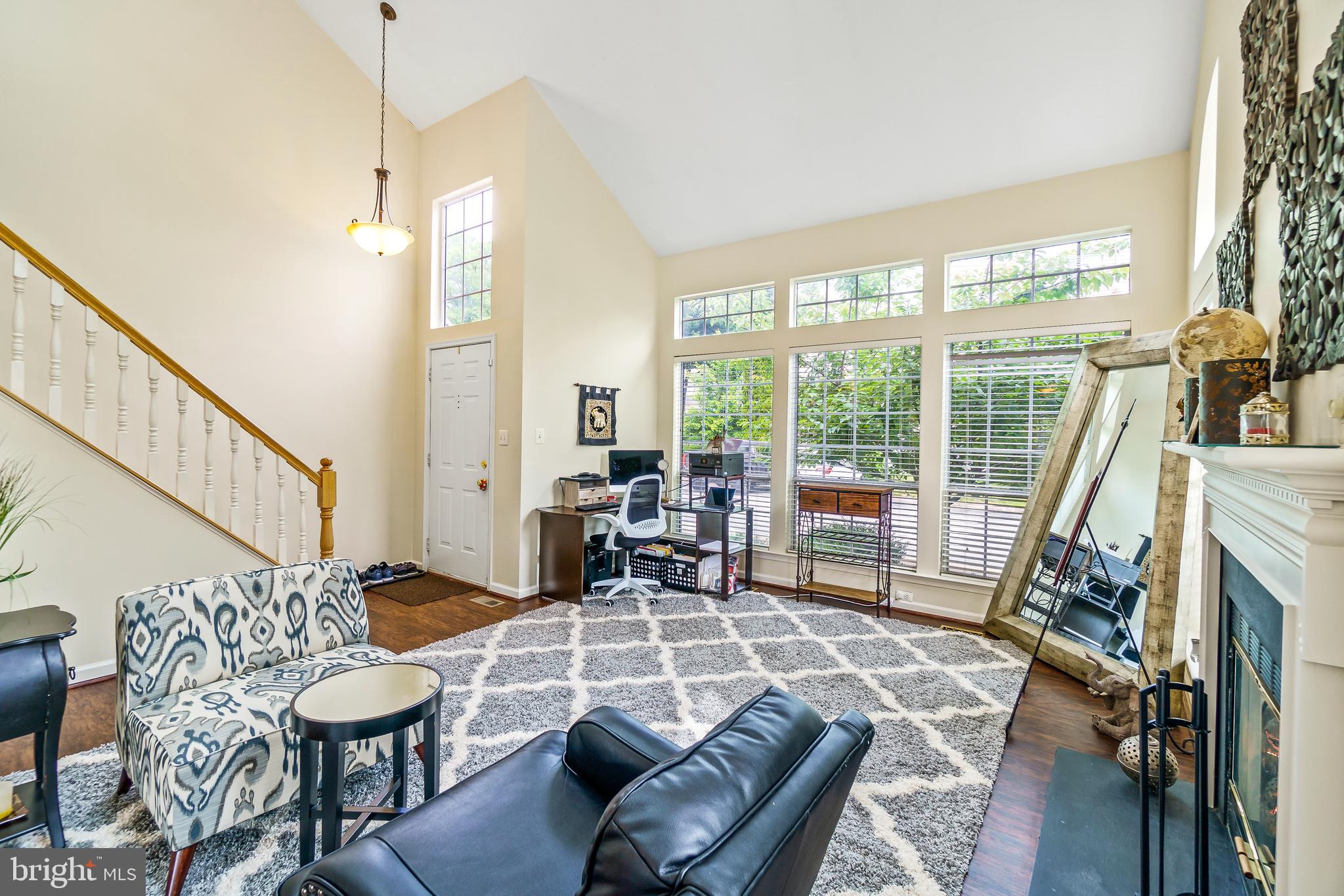 OCCOQUAN POINTE CONDO - Residential