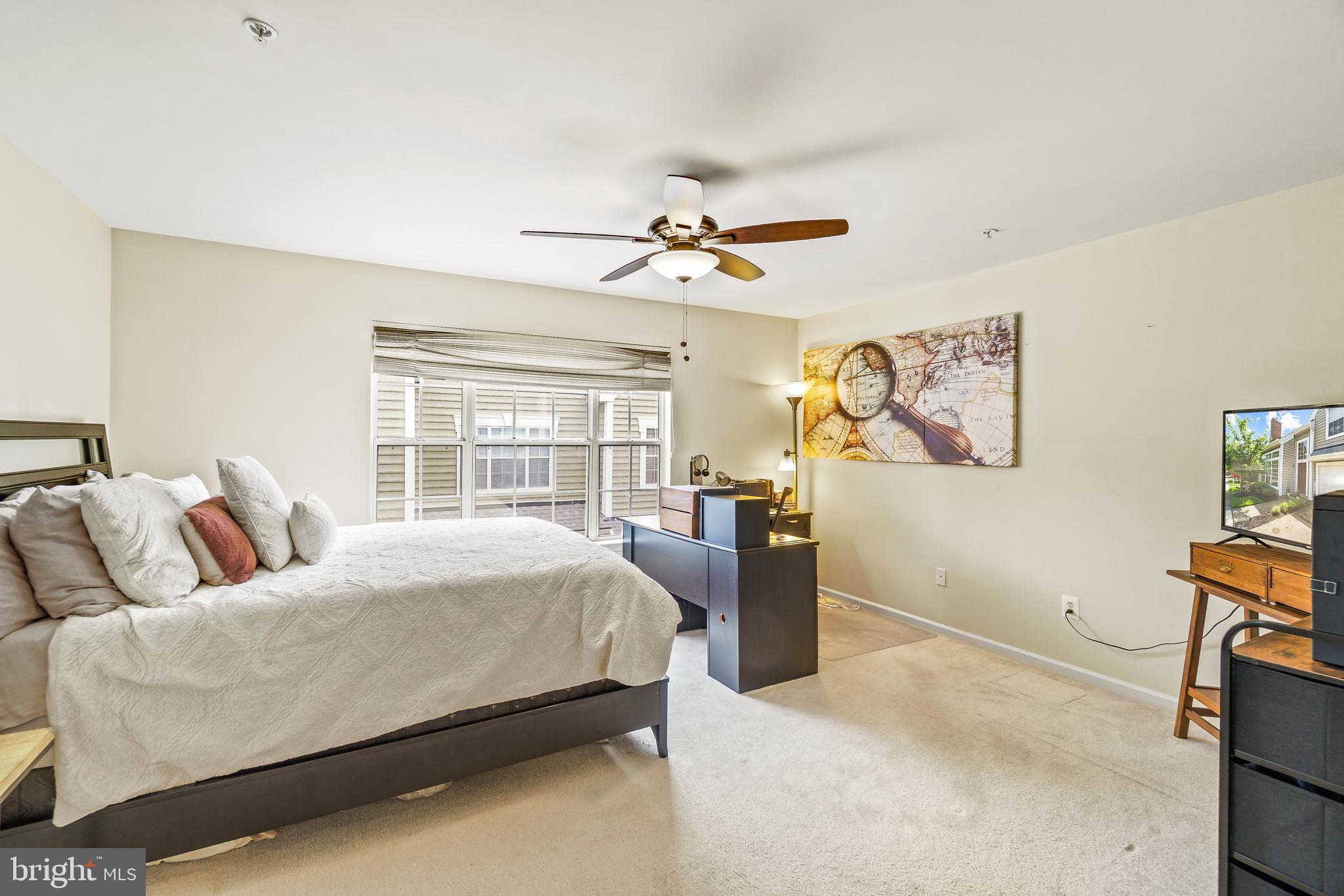 OCCOQUAN POINTE CONDO - Residential