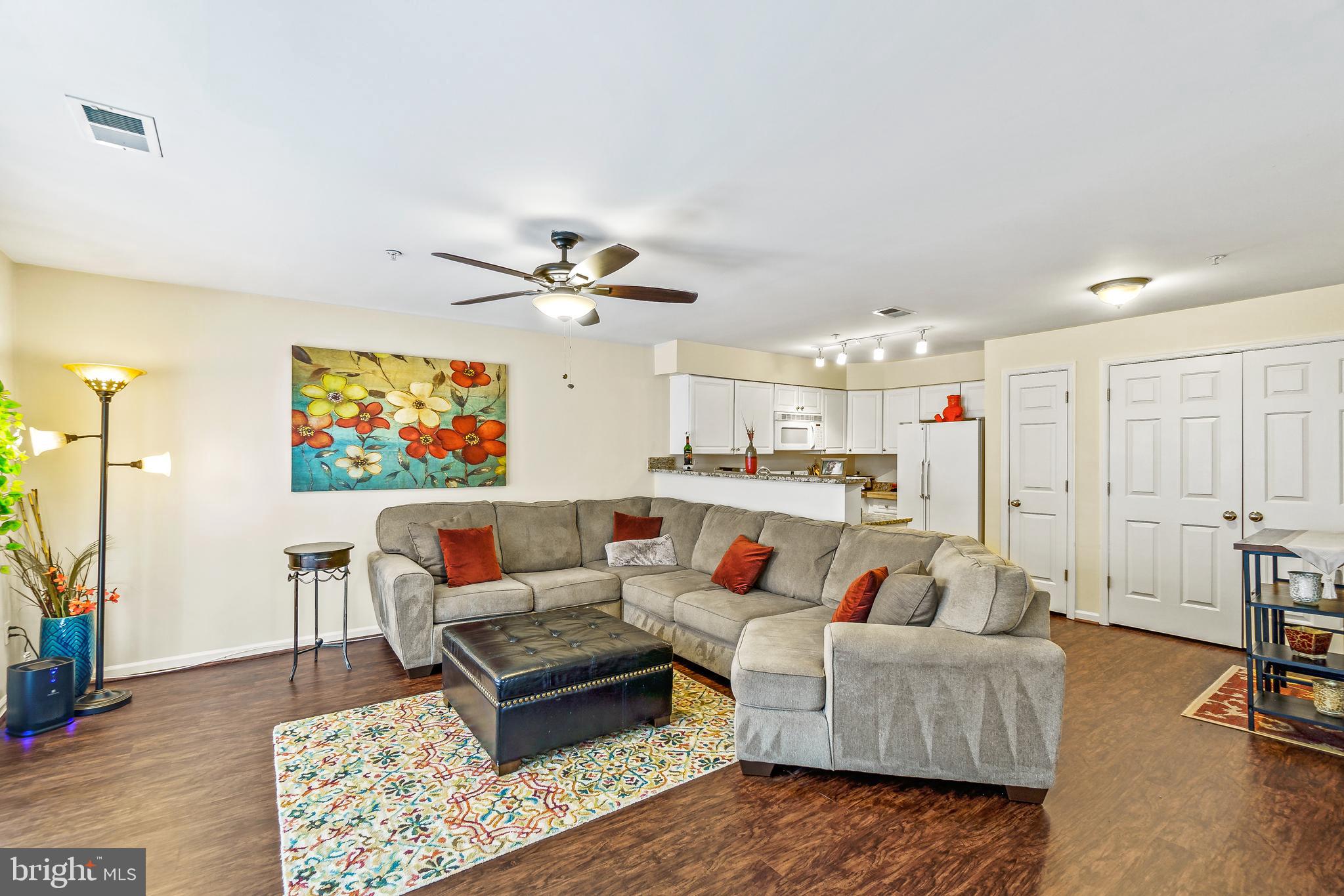 OCCOQUAN POINTE CONDO - Residential