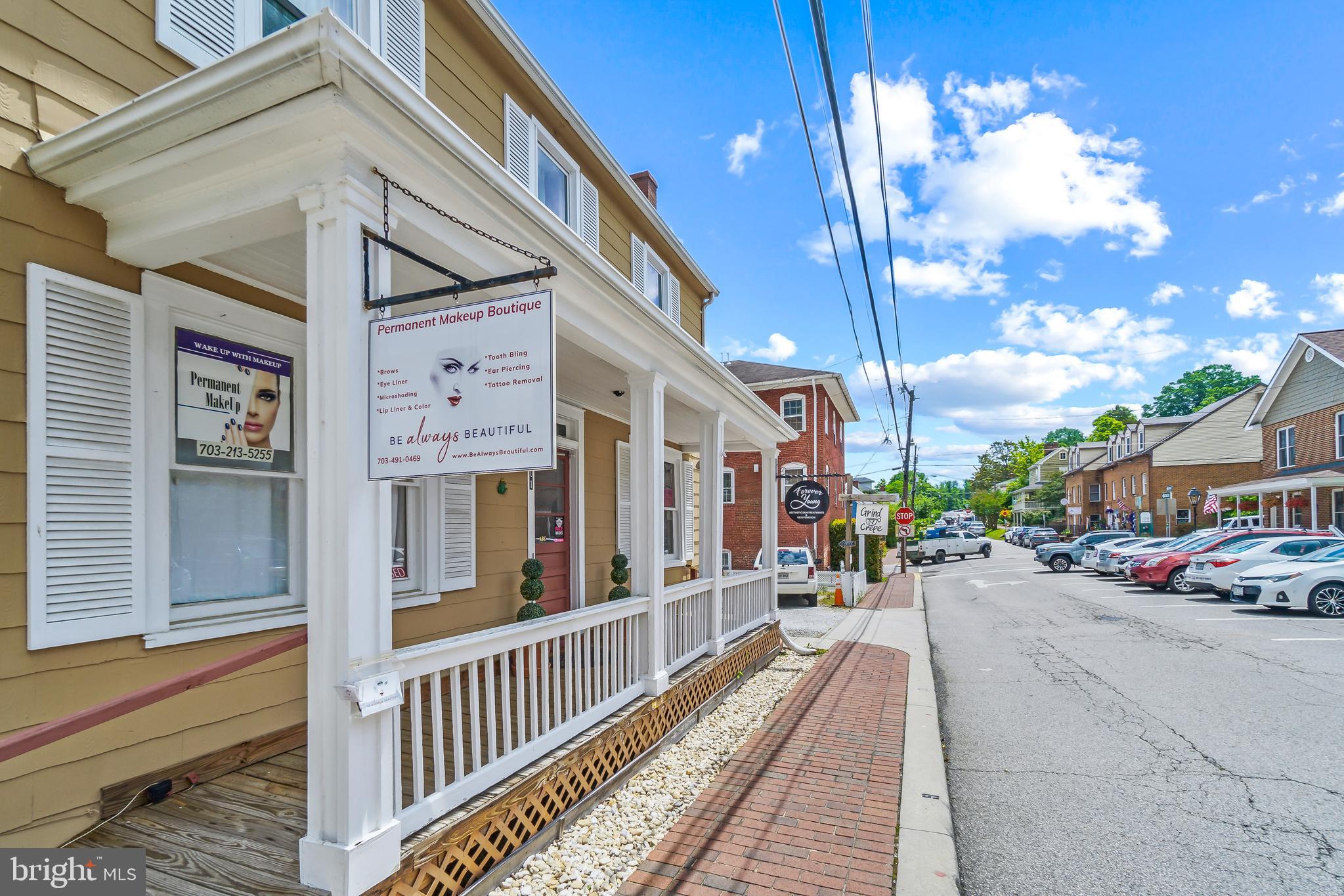 OCCOQUAN POINTE CONDO - Residential