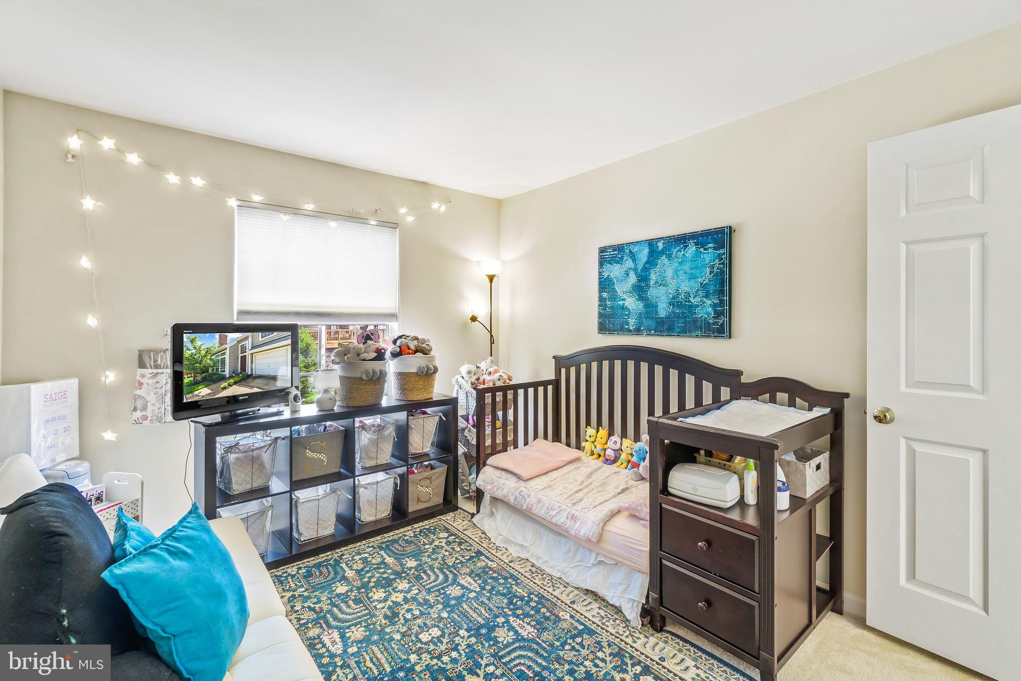 OCCOQUAN POINTE CONDO - Residential