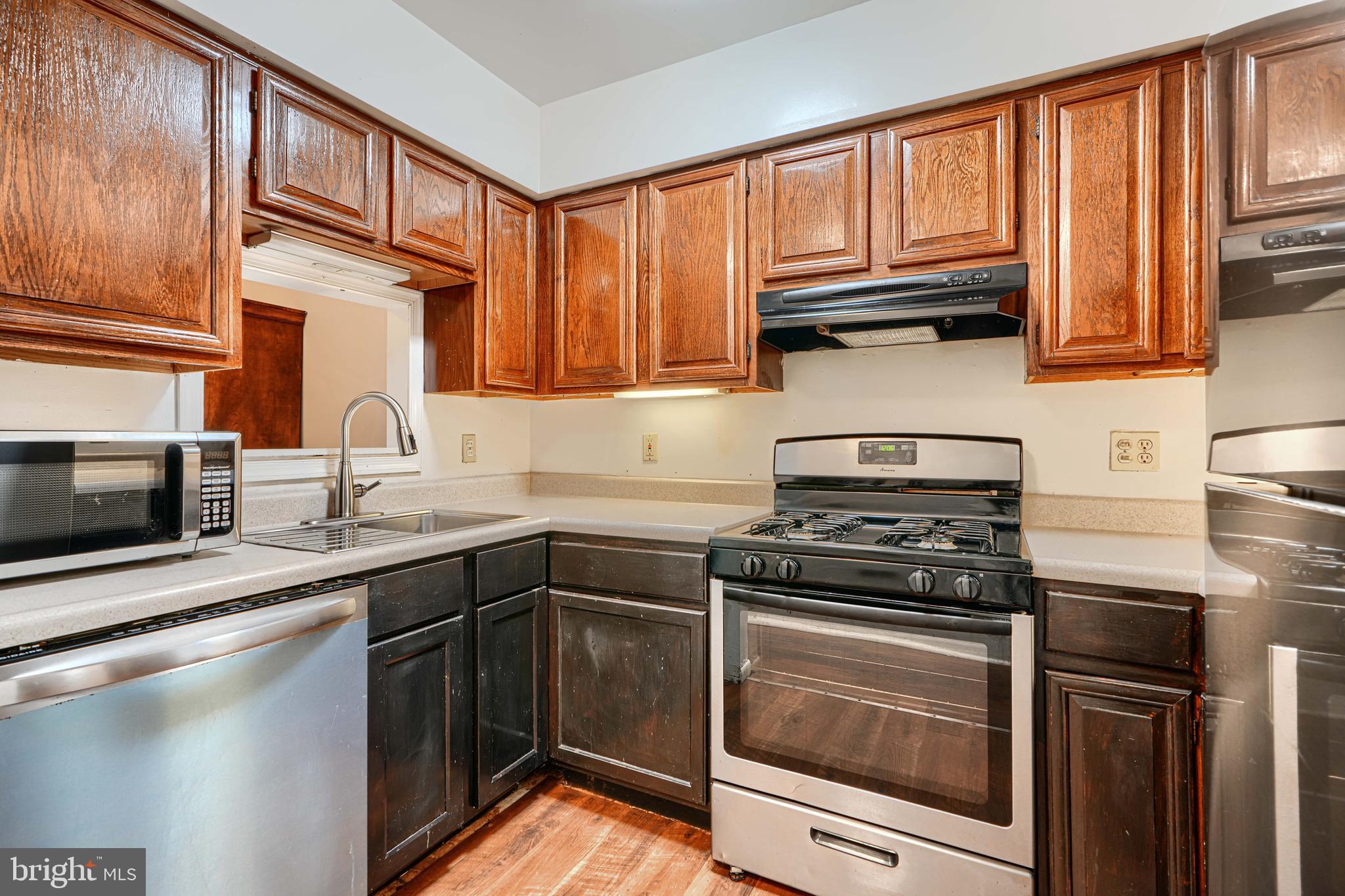 WASHINGTON HILL - Residential