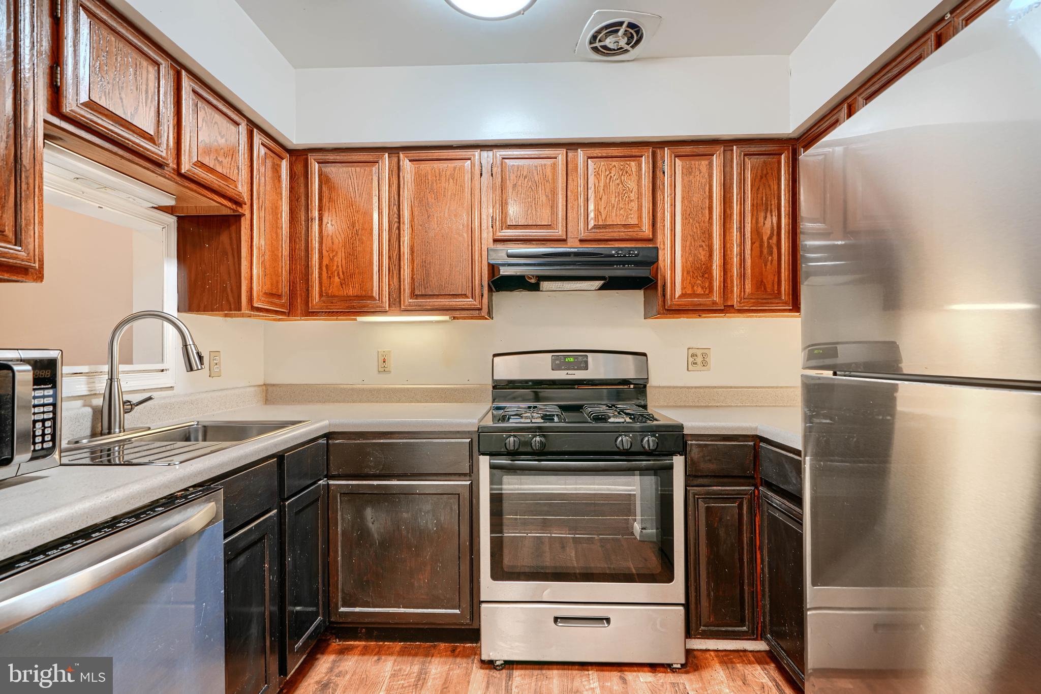 WASHINGTON HILL - Residential