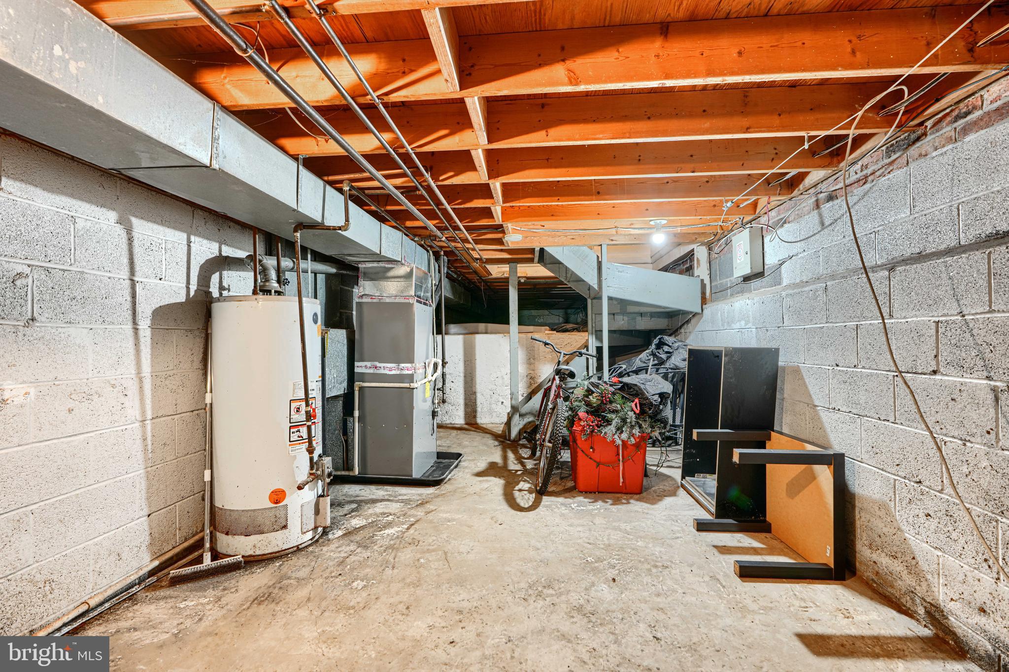 WASHINGTON HILL - Residential