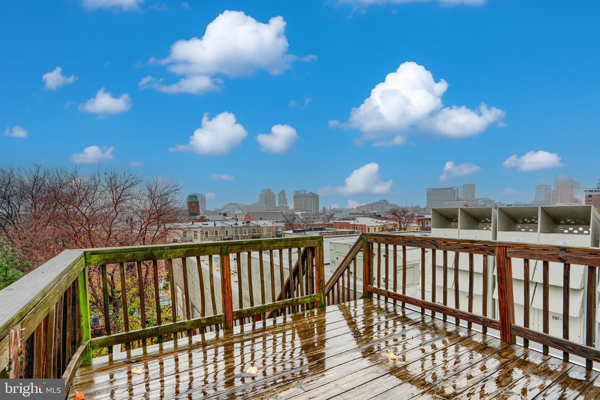 WASHINGTON HILL - Residential