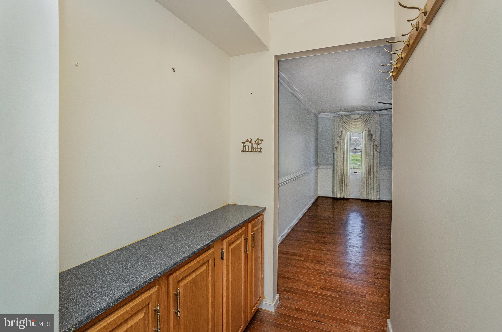 CREEKSIDE - Residential