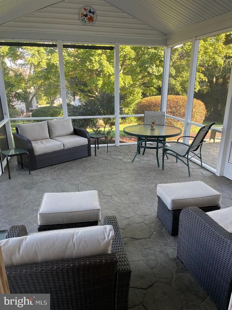 SPRINGDALE FARMS - Residential