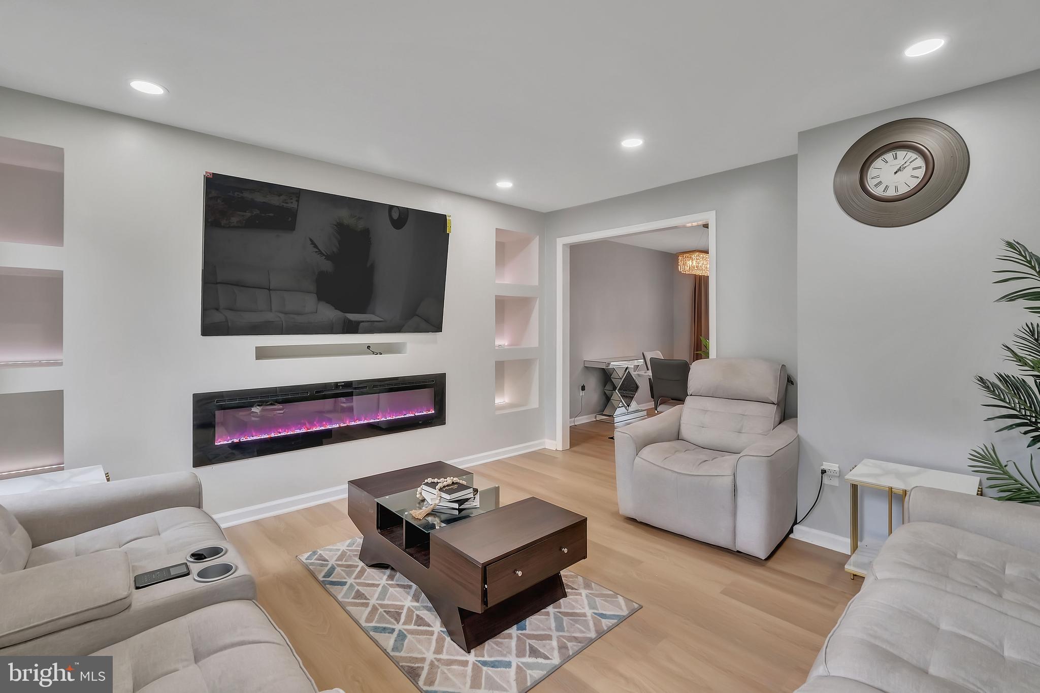 1137 KINGSBURY ROAD