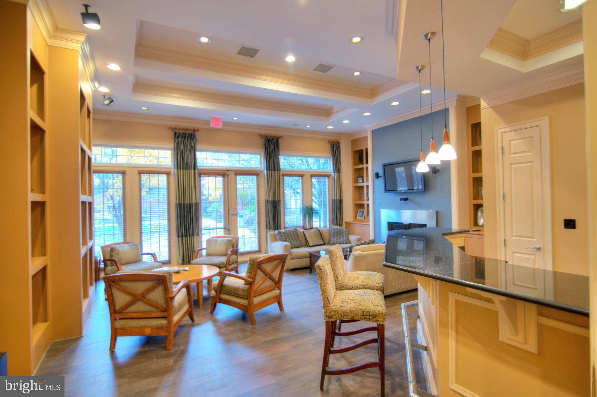 HIGH POINTE AT JEFFERSON PARK - Residential