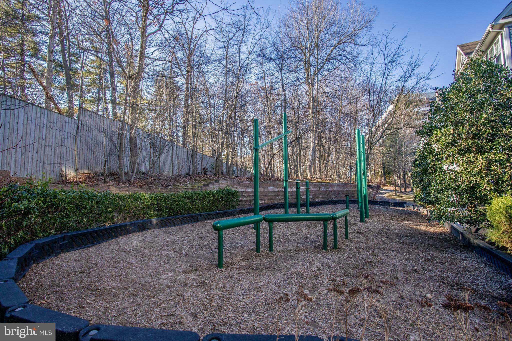 HIGH POINTE AT JEFFERSON PARK - Residential