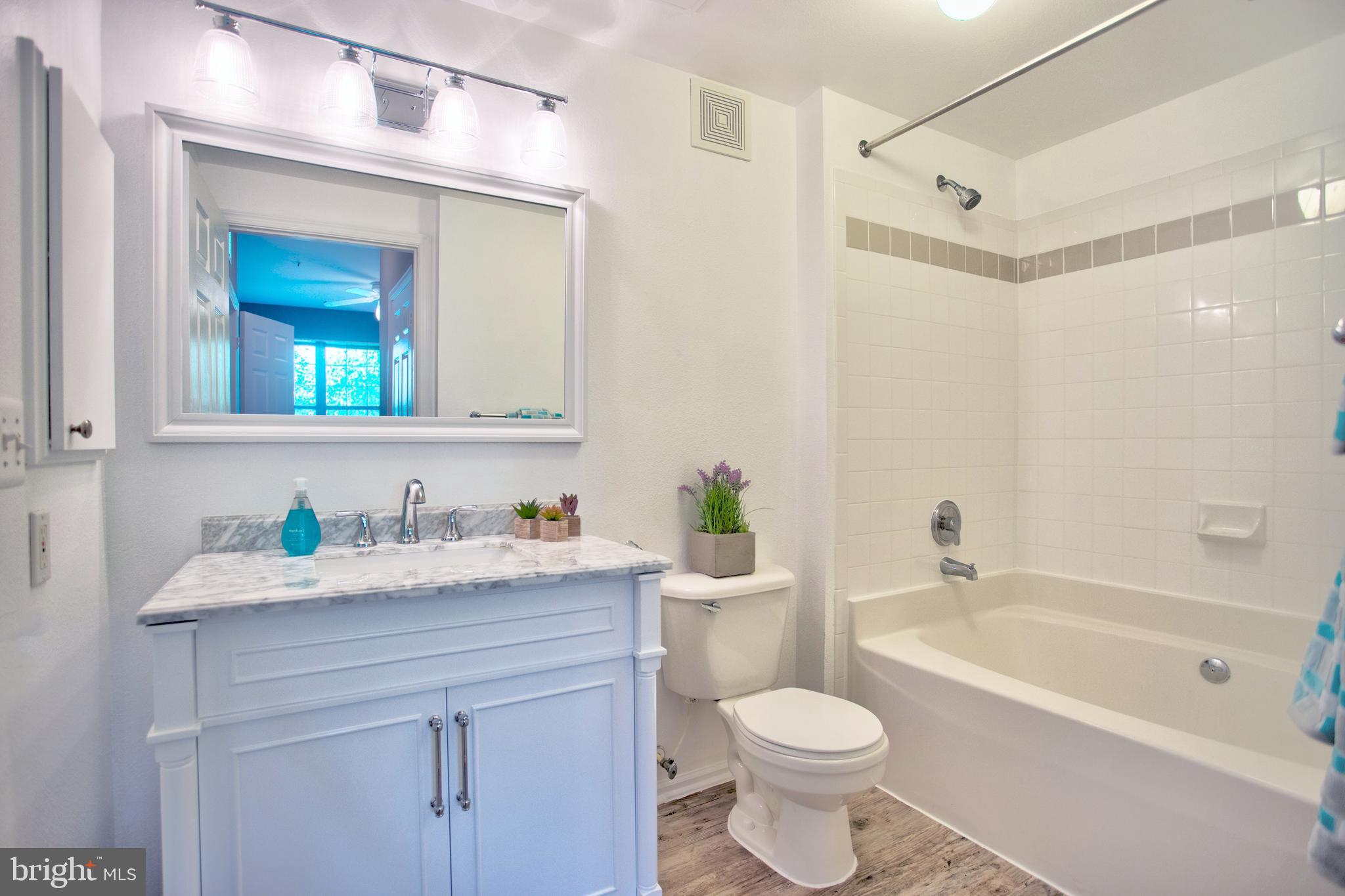 HIGH POINTE AT JEFFERSON PARK - Residential