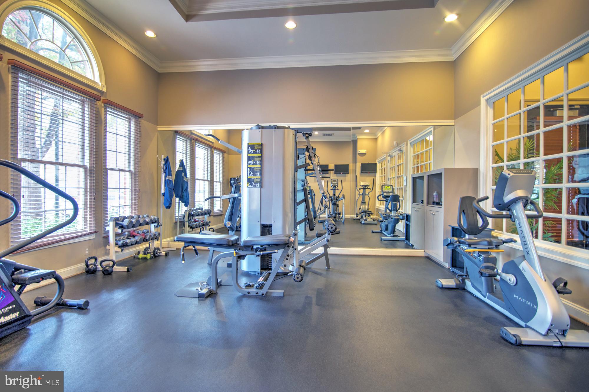 HIGH POINTE AT JEFFERSON PARK - Residential