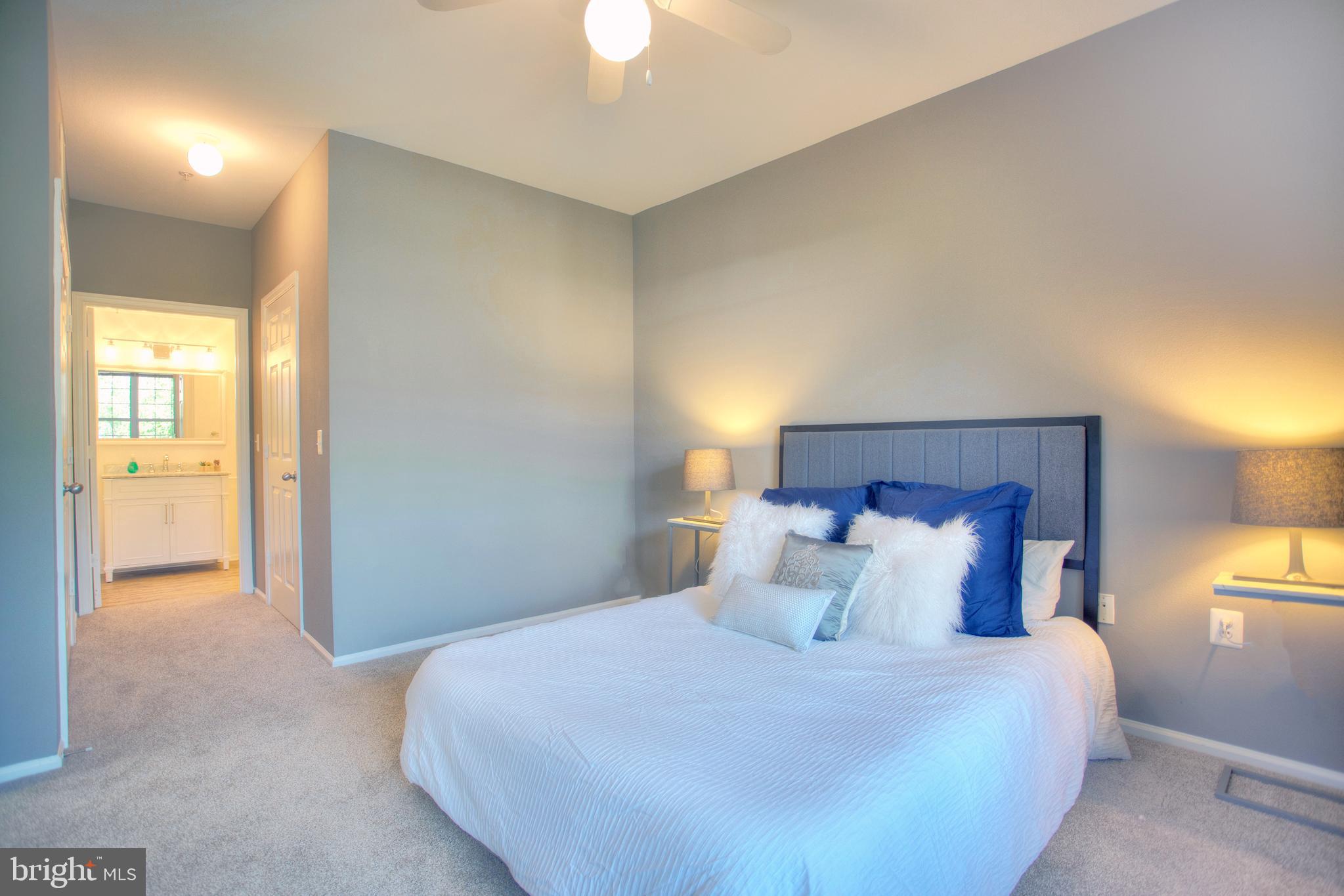 HIGH POINTE AT JEFFERSON PARK - Residential