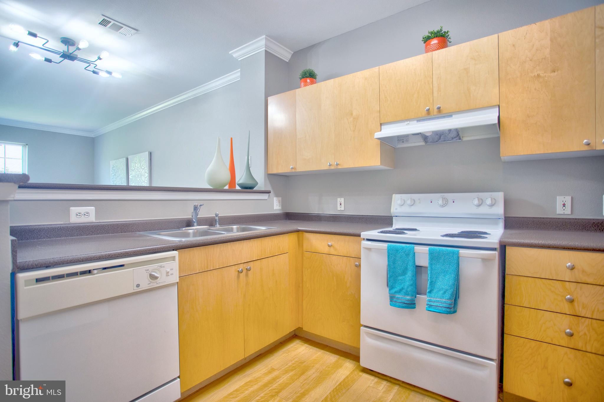 HIGH POINTE AT JEFFERSON PARK - Residential