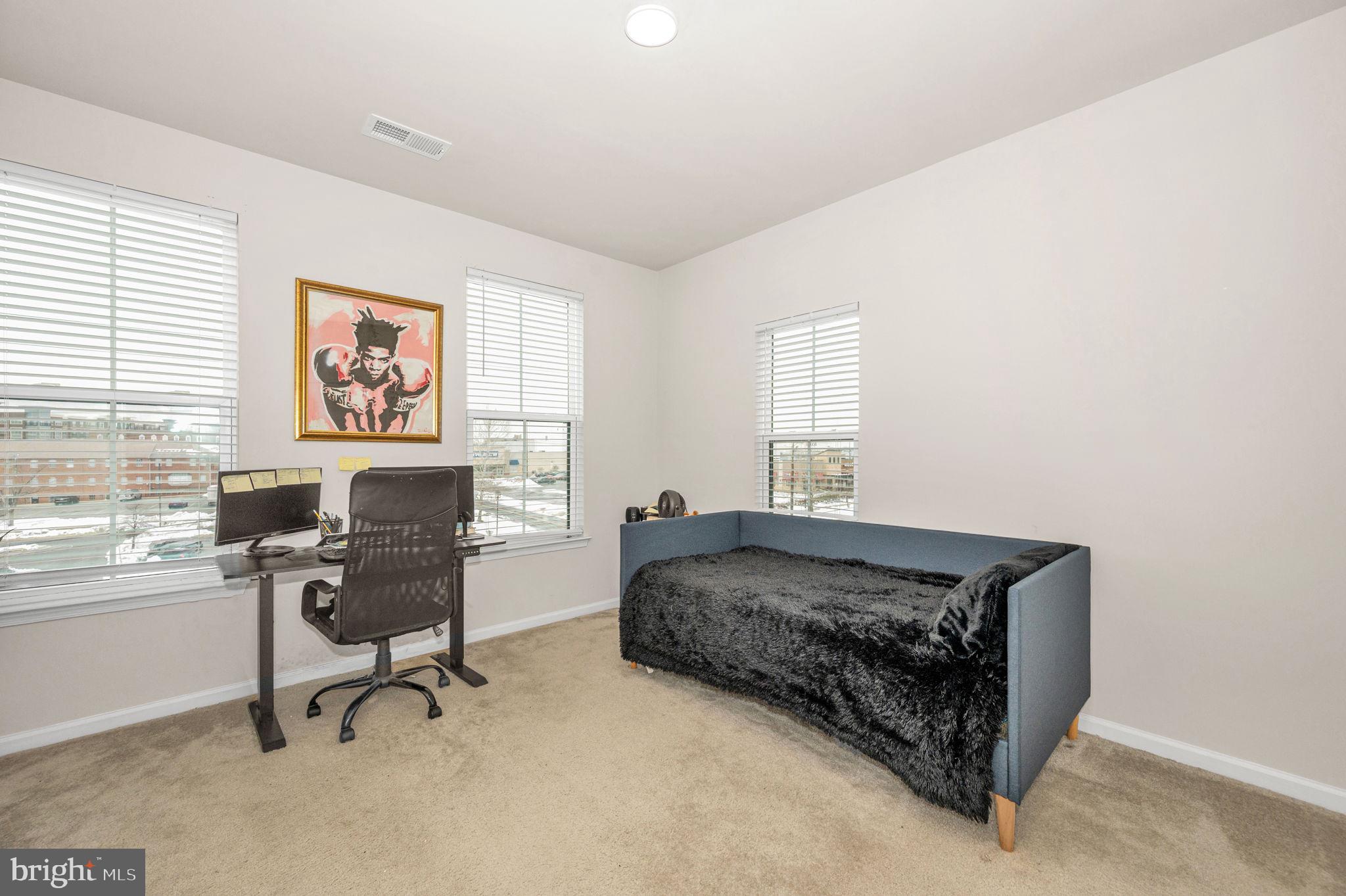 EDITORS PARK - Residential