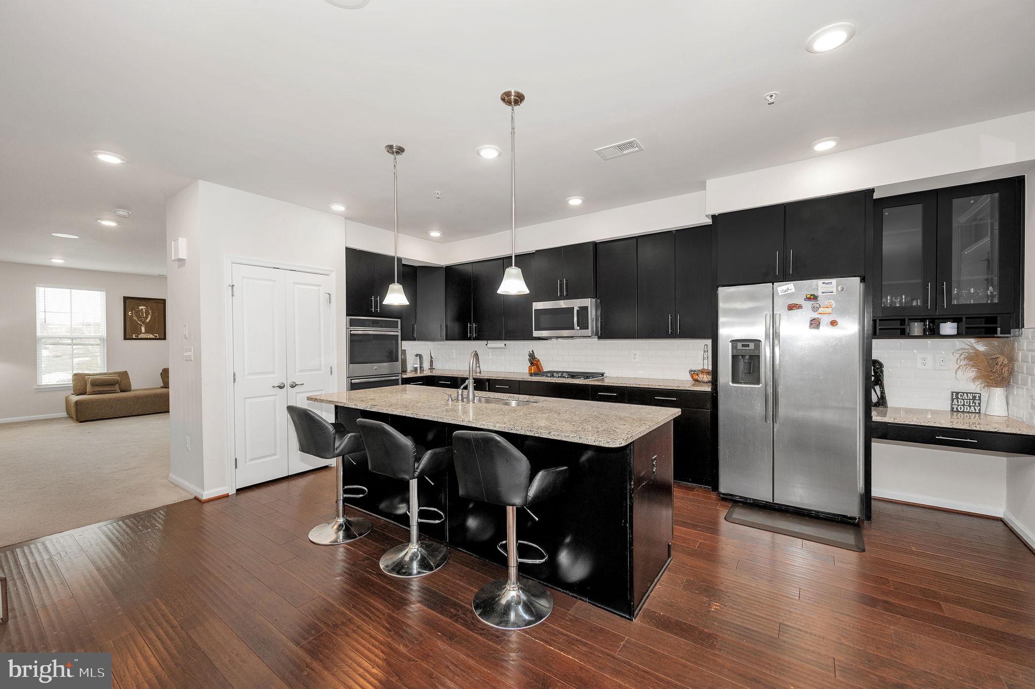 EDITORS PARK - Residential