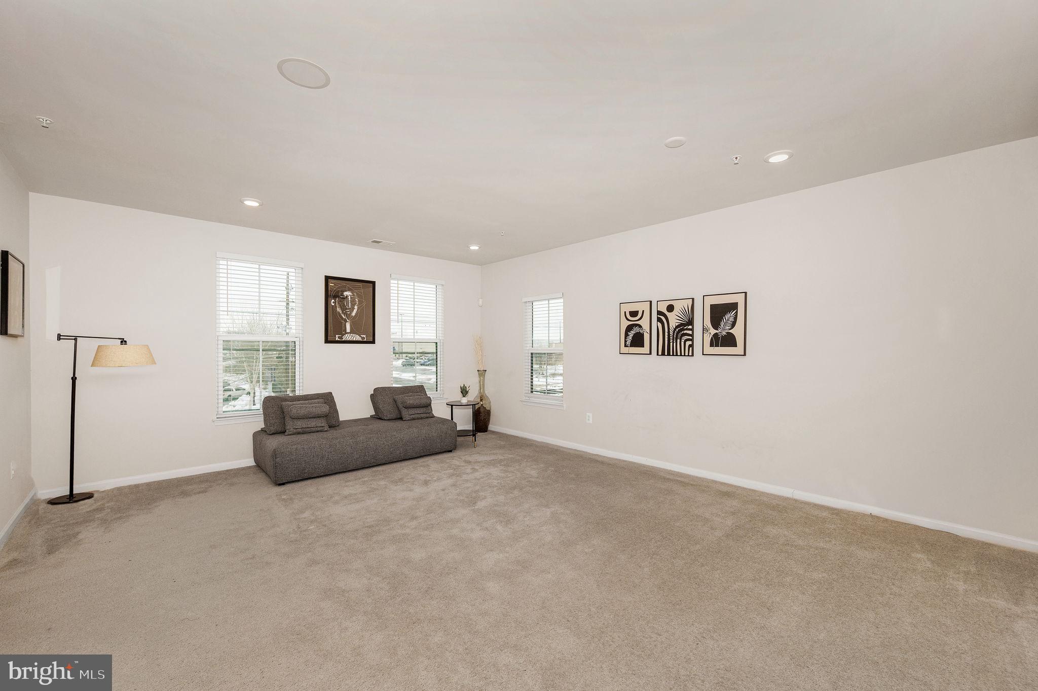 EDITORS PARK - Residential