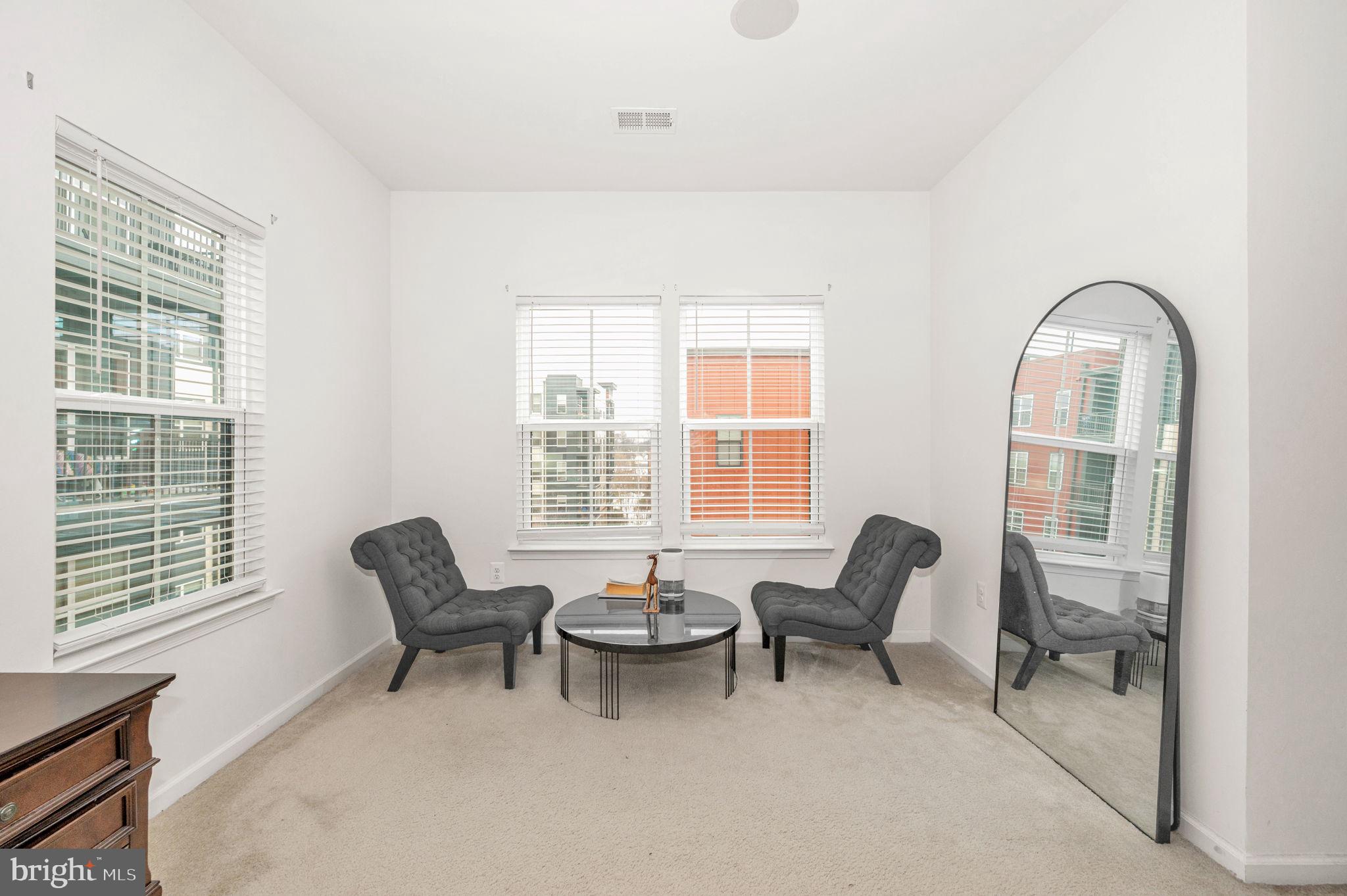 EDITORS PARK - Residential